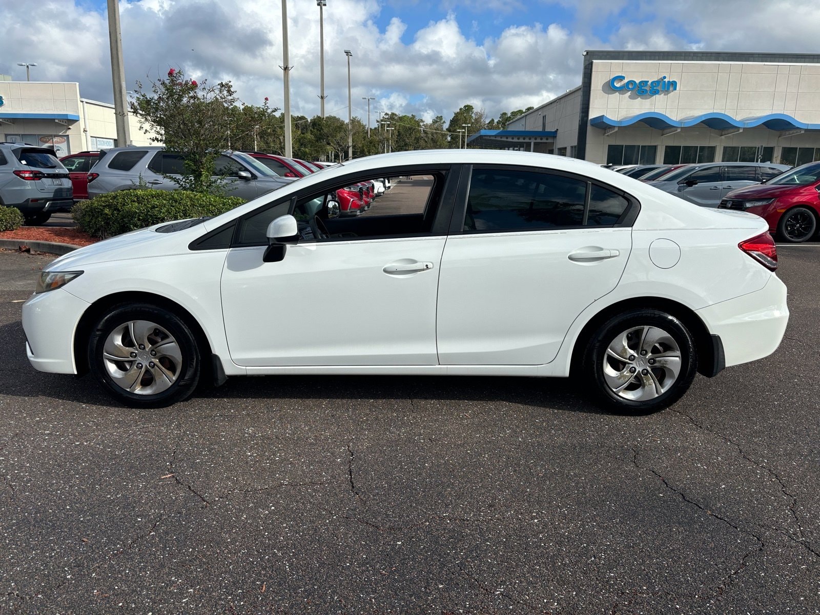 Used 2013 Honda Civic LX with VIN 19XFB2F51DE027840 for sale in Fort Pierce, FL