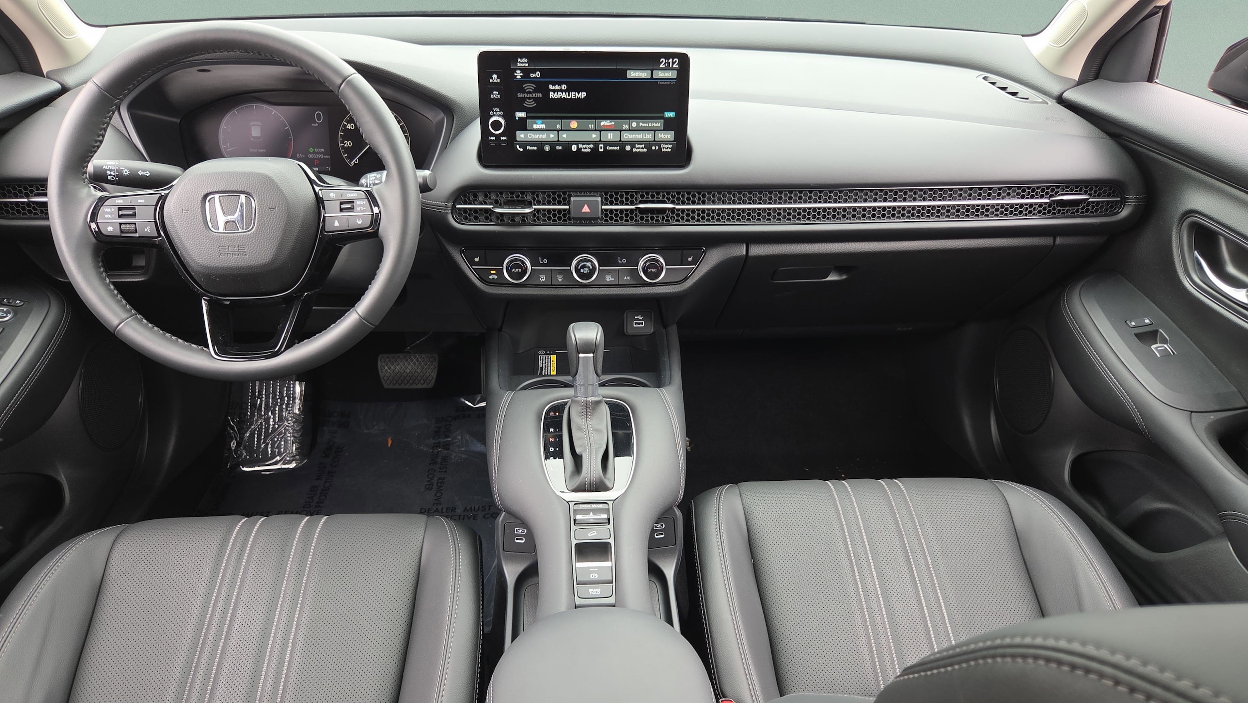 2025 Honda HR-V EX-L - Photo 14