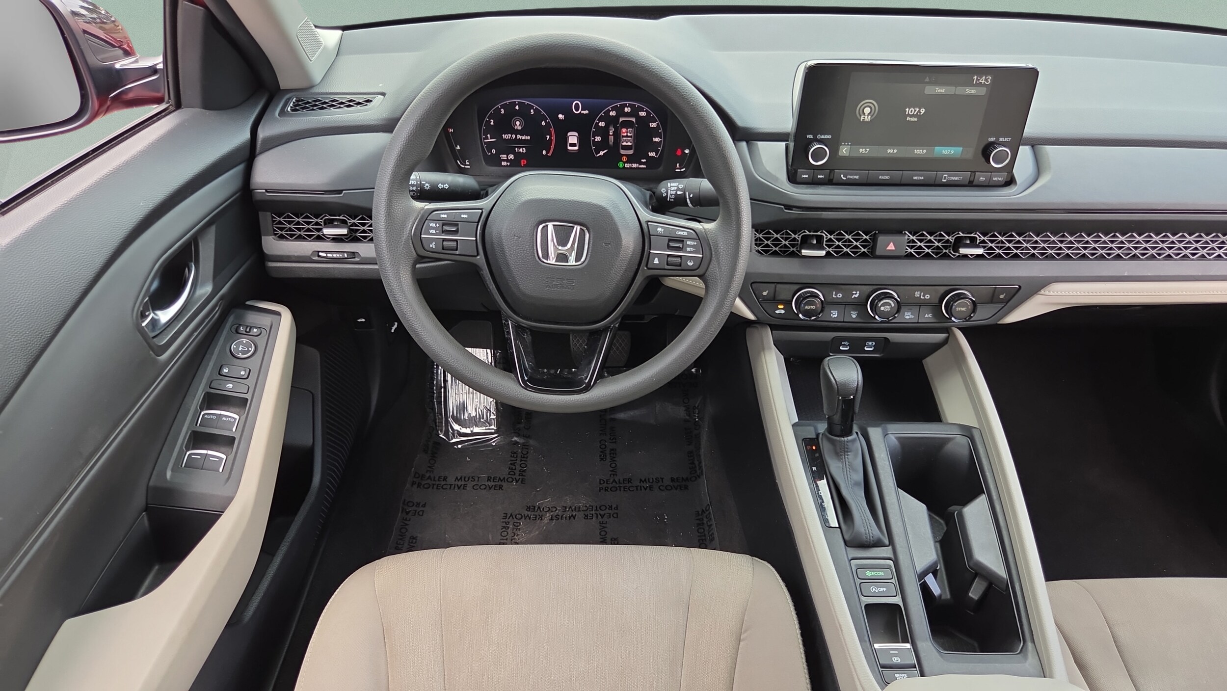 2025 Honda Accord SE - Photo 32