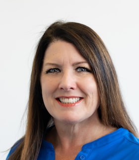 Staff member Kristen Bass from ID_87c2d8258ac3