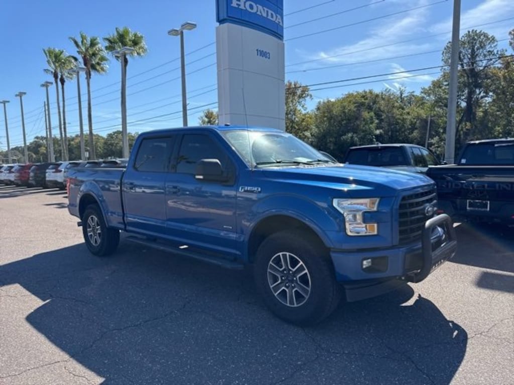 Used 2017 Ford F-150  Truck SuperCrew Cab