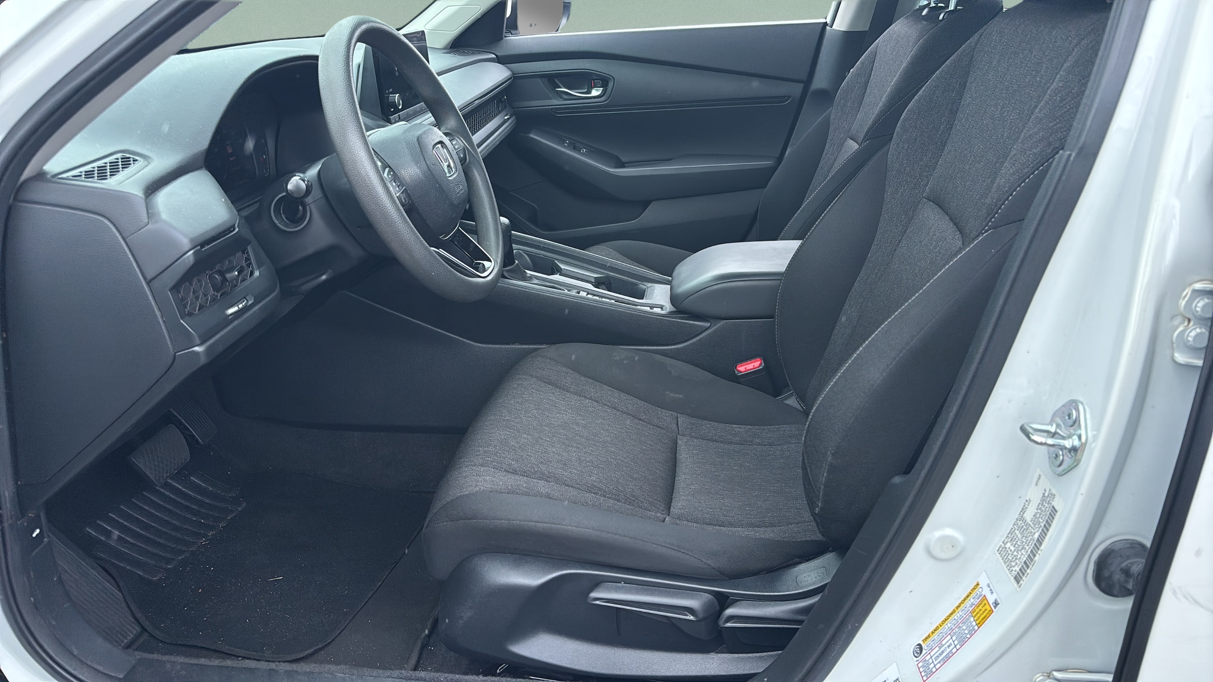 2023 Honda Accord LX - Photo 8