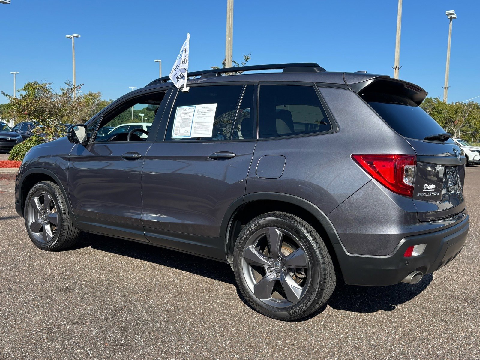 2020 Honda Passport Touring photo 3