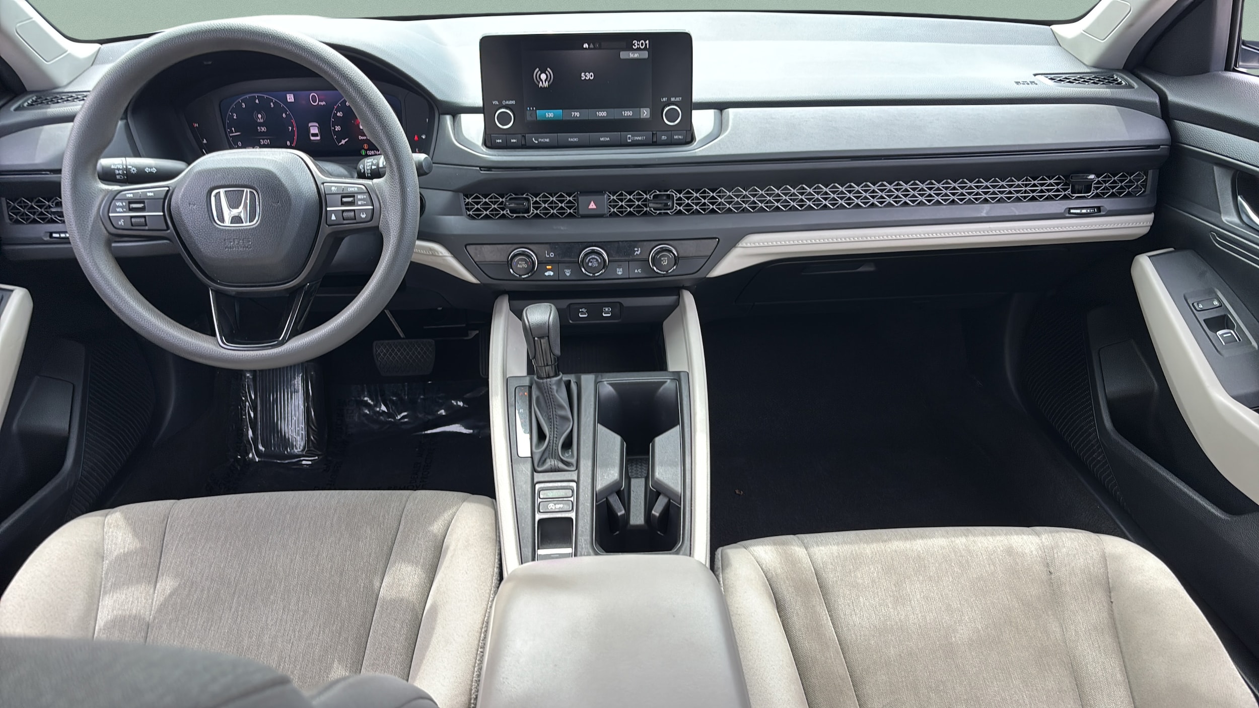 2024 Honda Accord LX - Photo 29