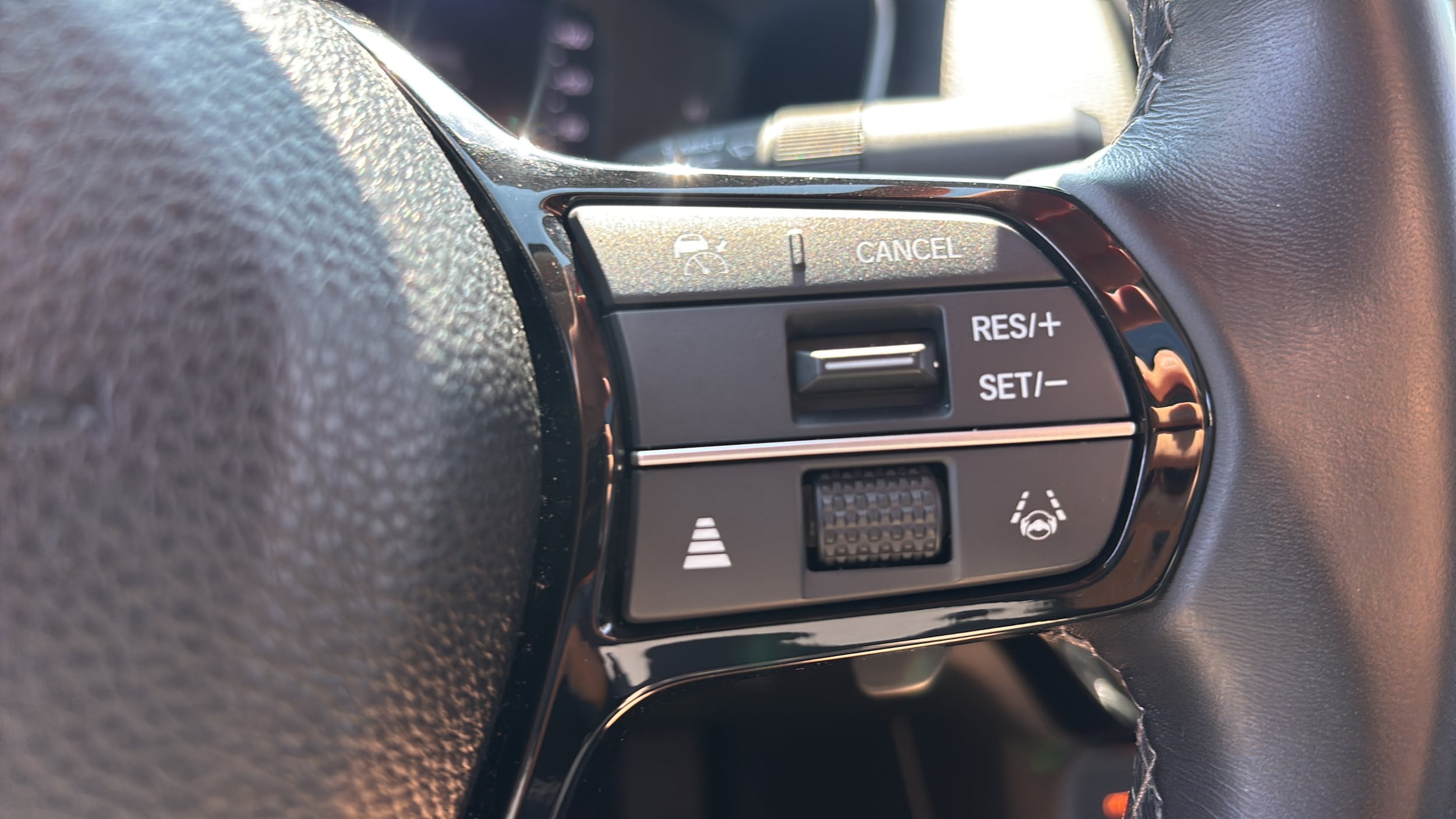2022 Honda Civic Touring - Photo 28