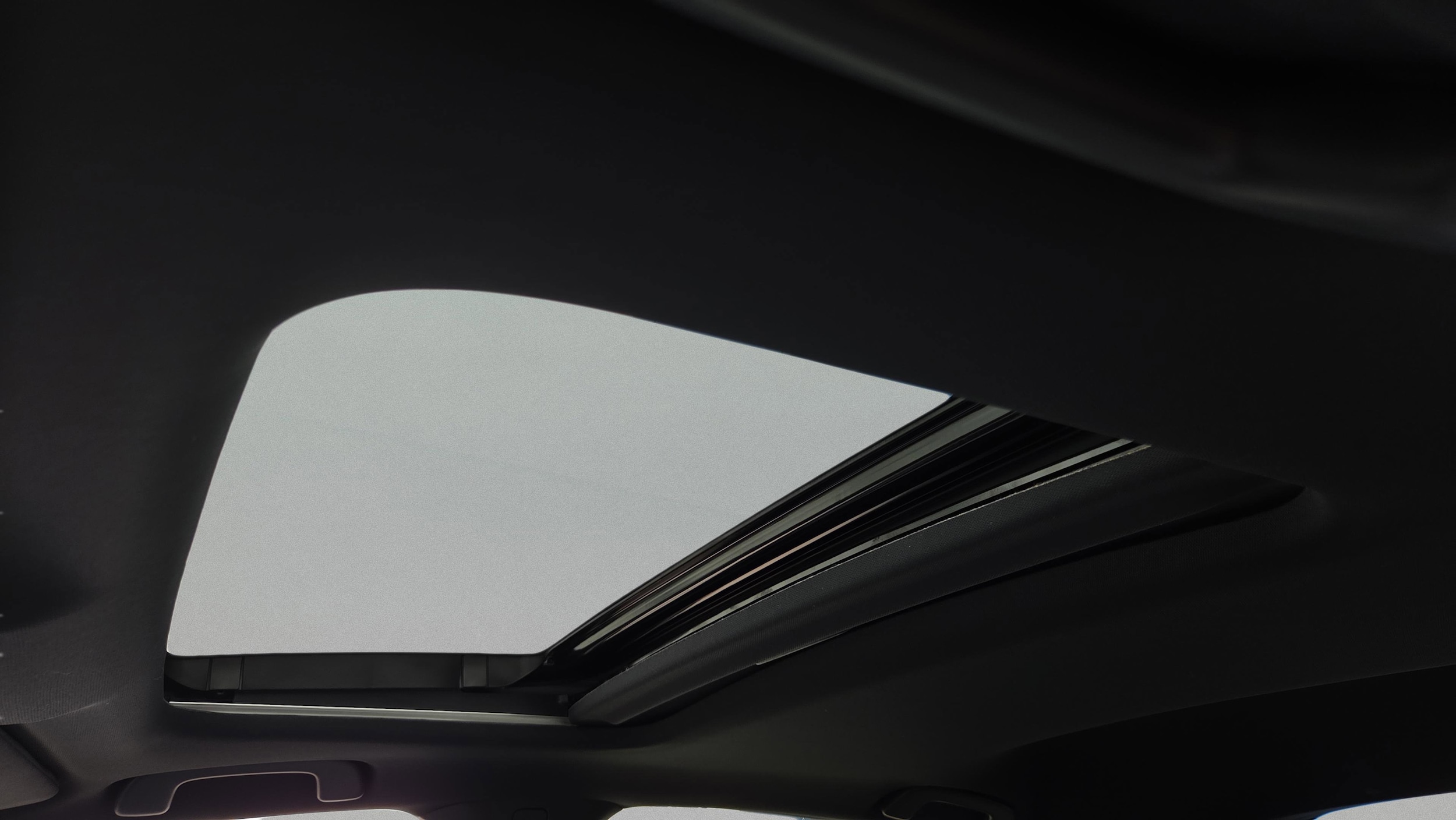 2025 Honda Civic Hatchback Sport - Photo 32