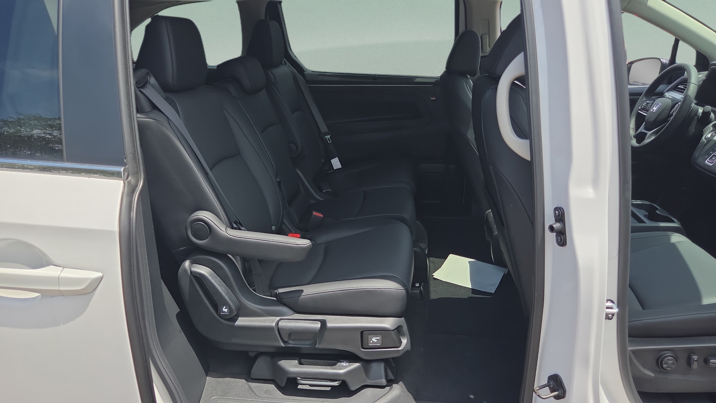 2026 Honda Odyssey EX-L - Photo 17