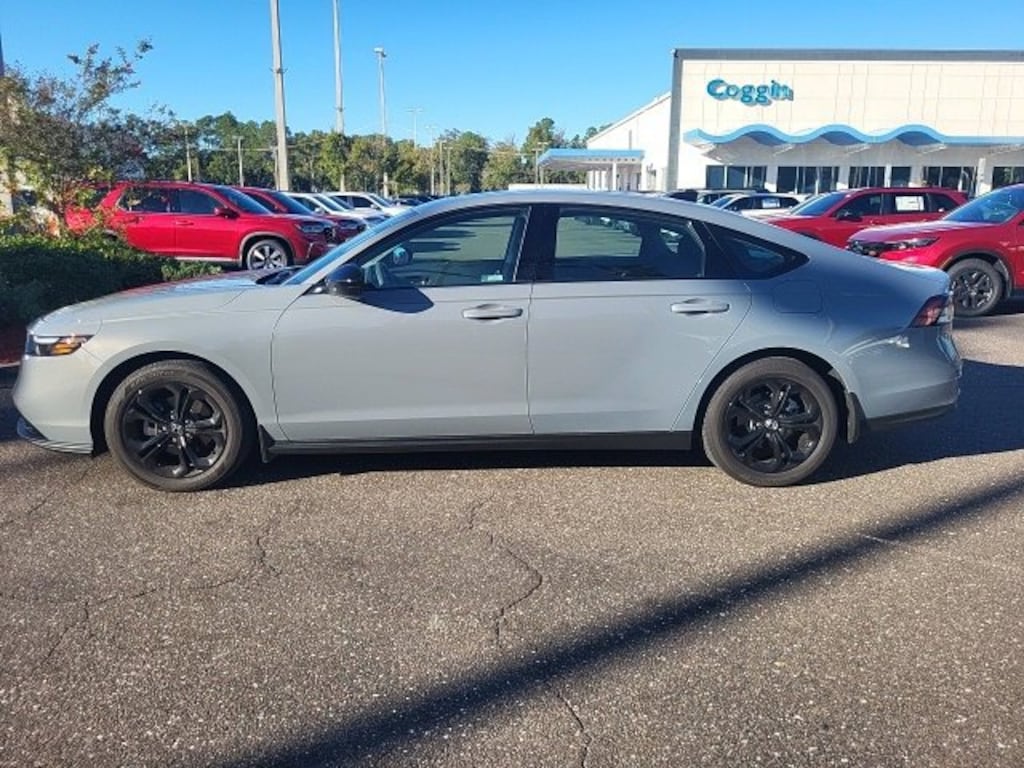 Used 2025 Honda Accord SE Sedan