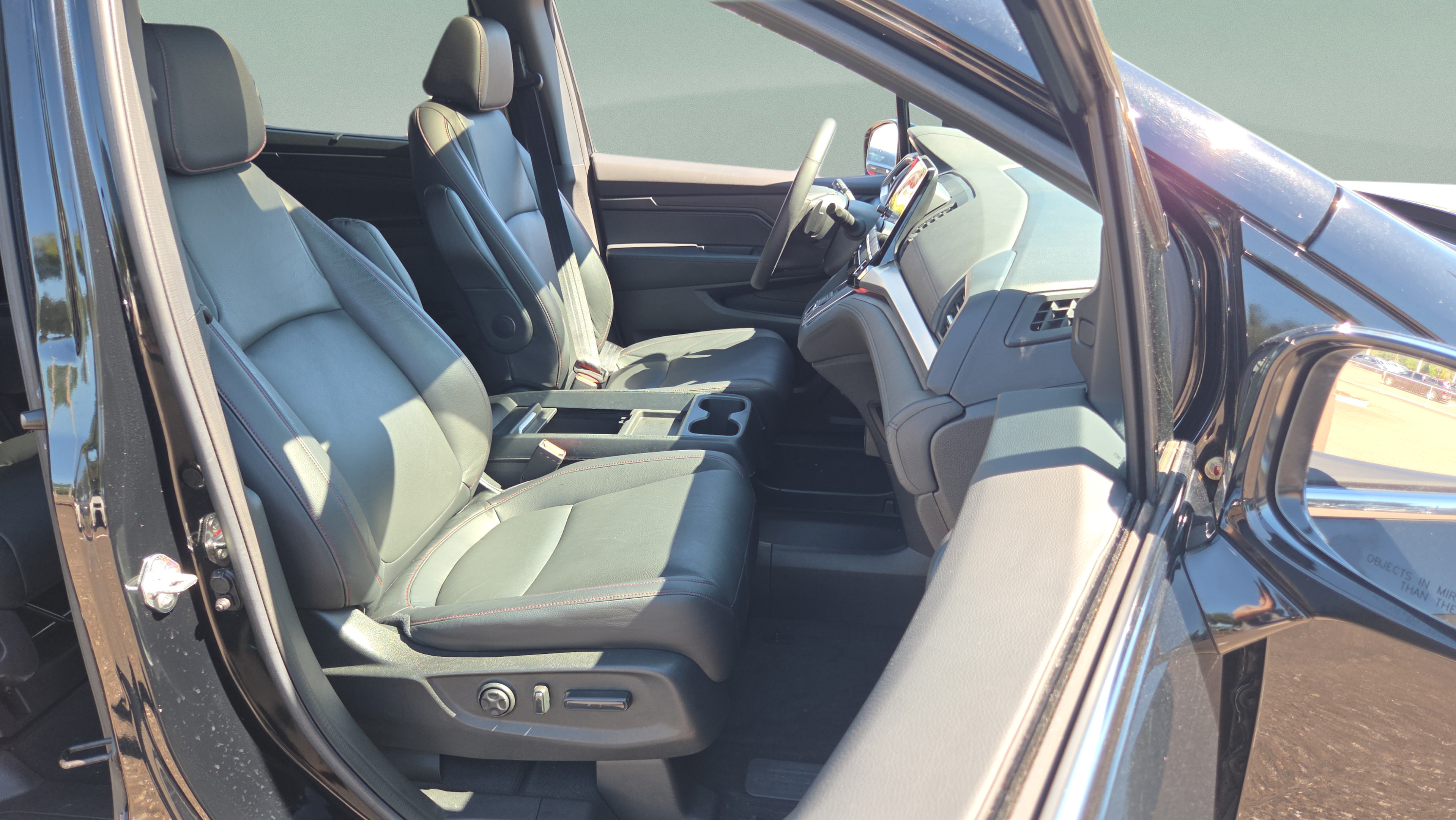 2023 Honda Odyssey SPORT - Photo 19