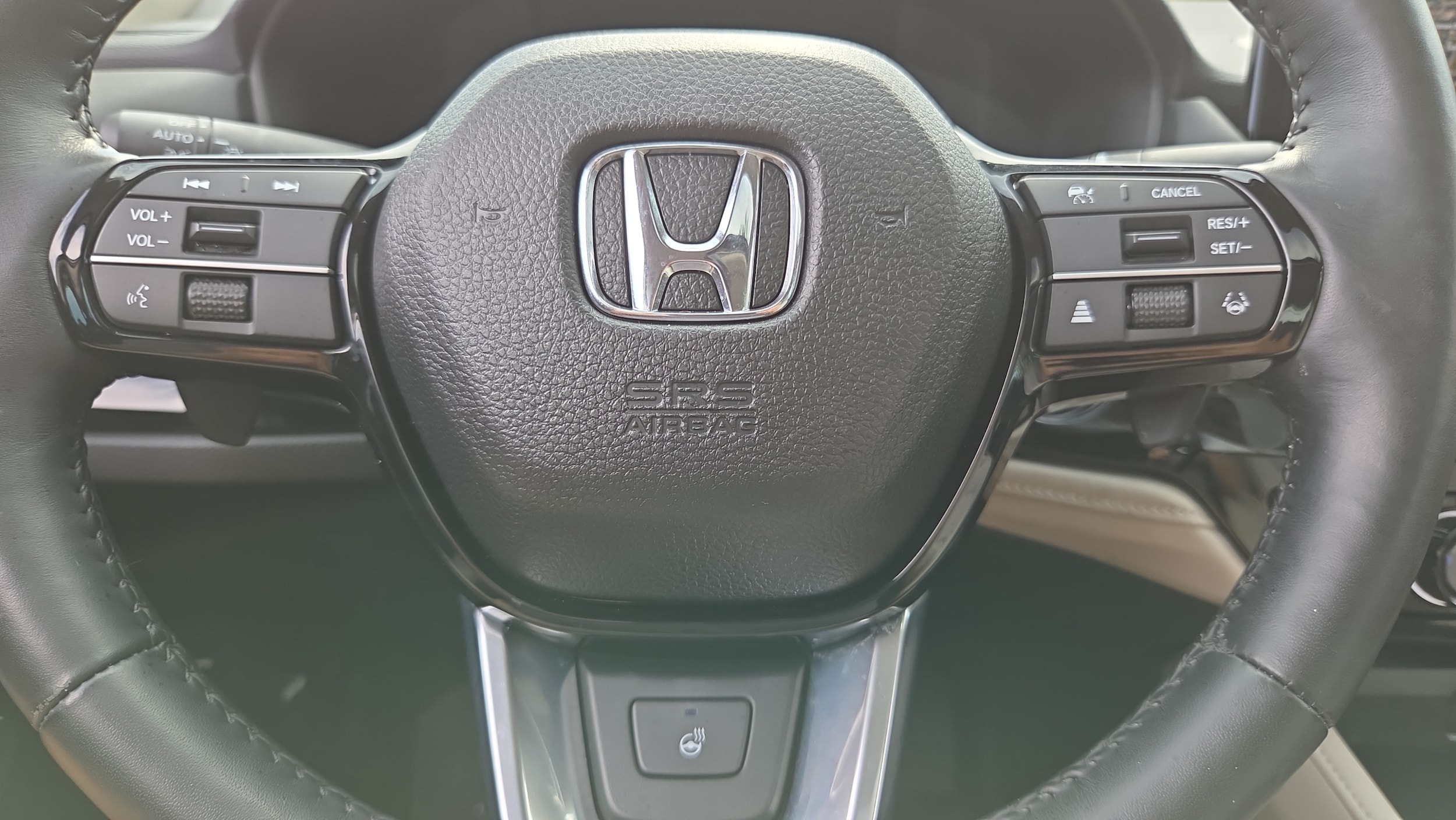 2025 Honda Accord Hybrid Touring - Photo 32