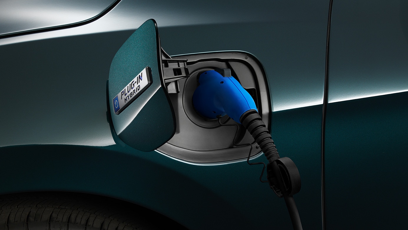 2018-honda-clarity-plug-in-charging.jpg