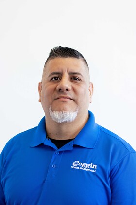 Staff member Jose Zavala from ID_649e557dc0f2