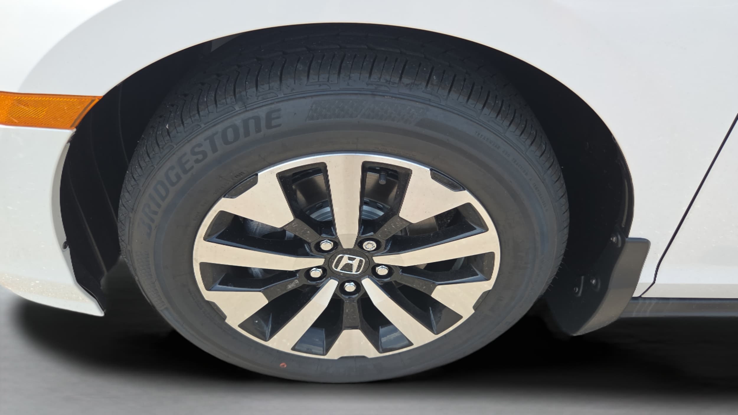 2026 Honda Odyssey EX-L - Photo 33