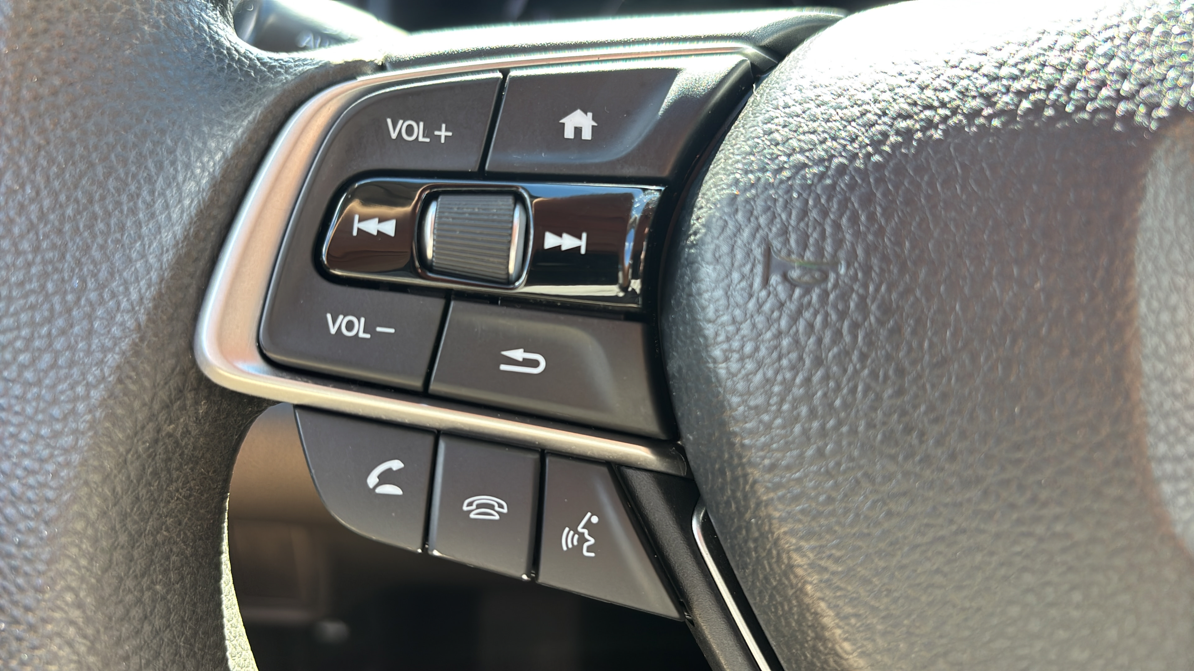 2021 Honda Accord LX - Photo 29