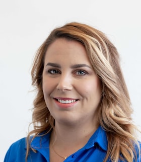 Staff member Ashley Valencia from ID_87c2d8258ac3