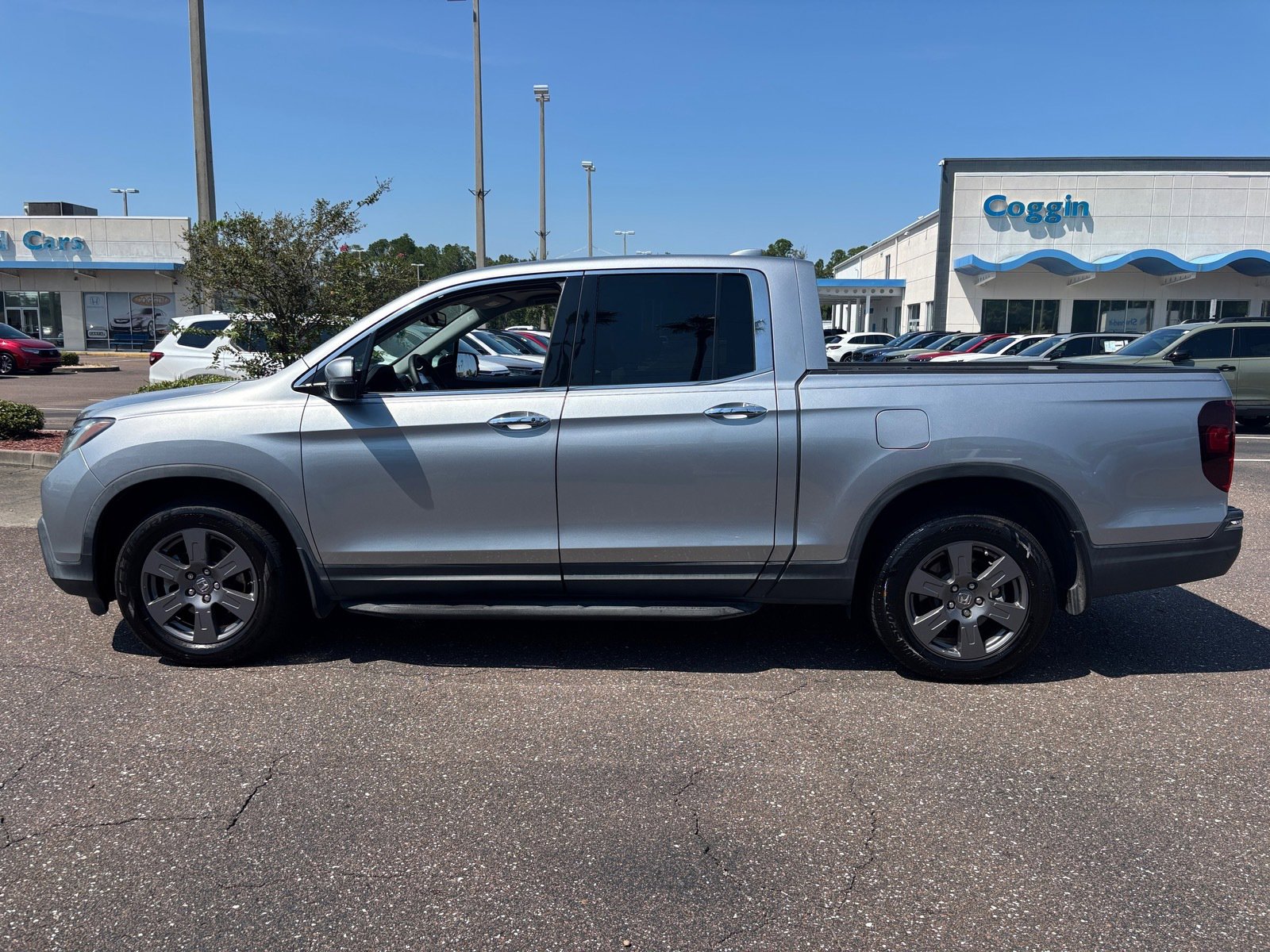 2020 Honda Ridgeline RTL-E photo 2