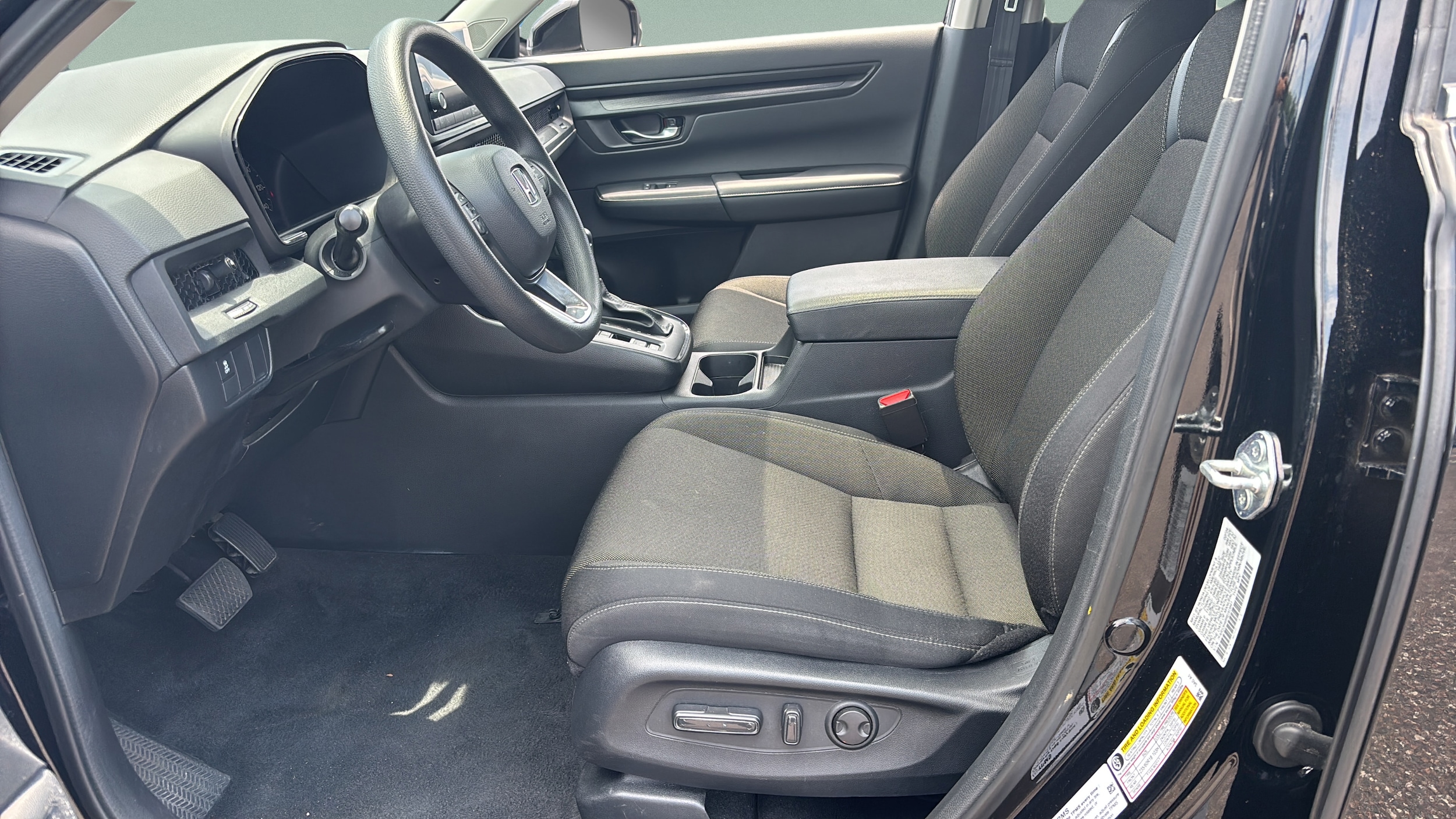 2024 Honda CR-V EX - Photo 11