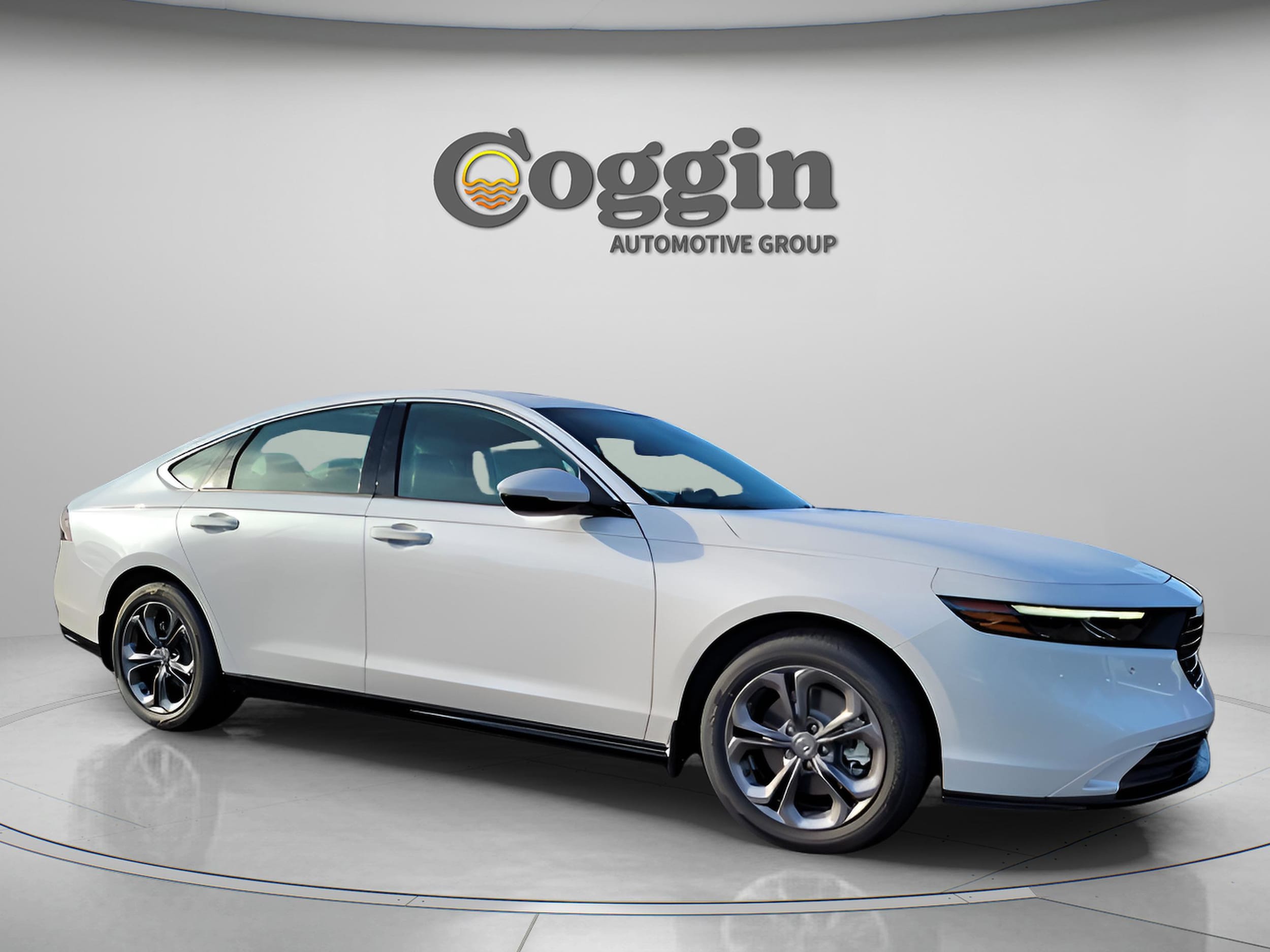 2025 Honda Accord Hybrid EX-L - Photo 6