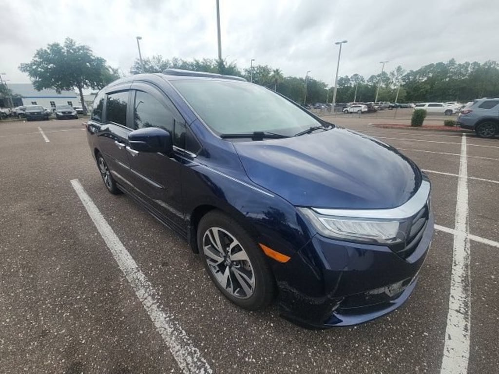 Used 2023 Honda Odyssey Touring Van