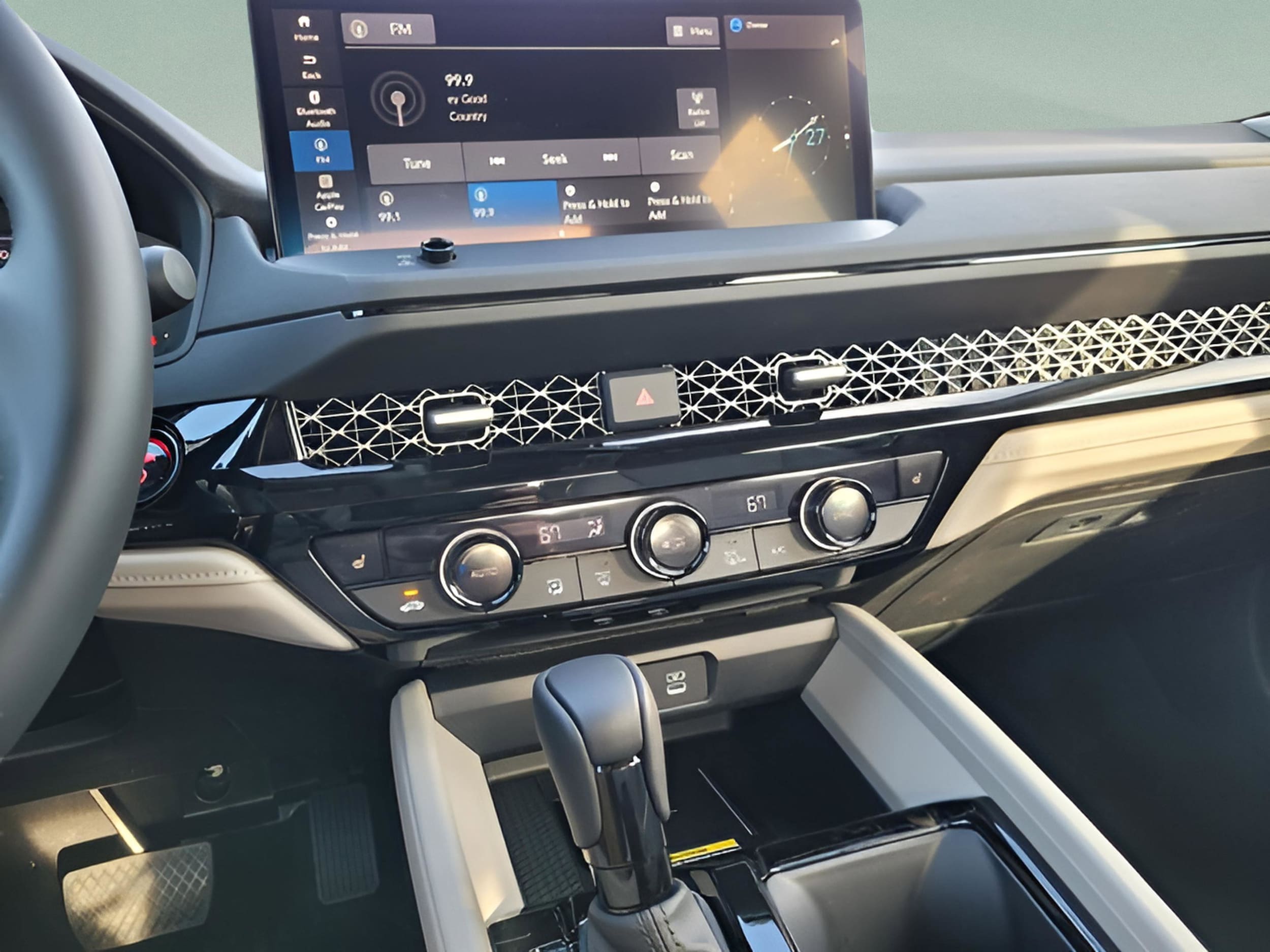 2025 Honda Accord Hybrid EX-L - Photo 25