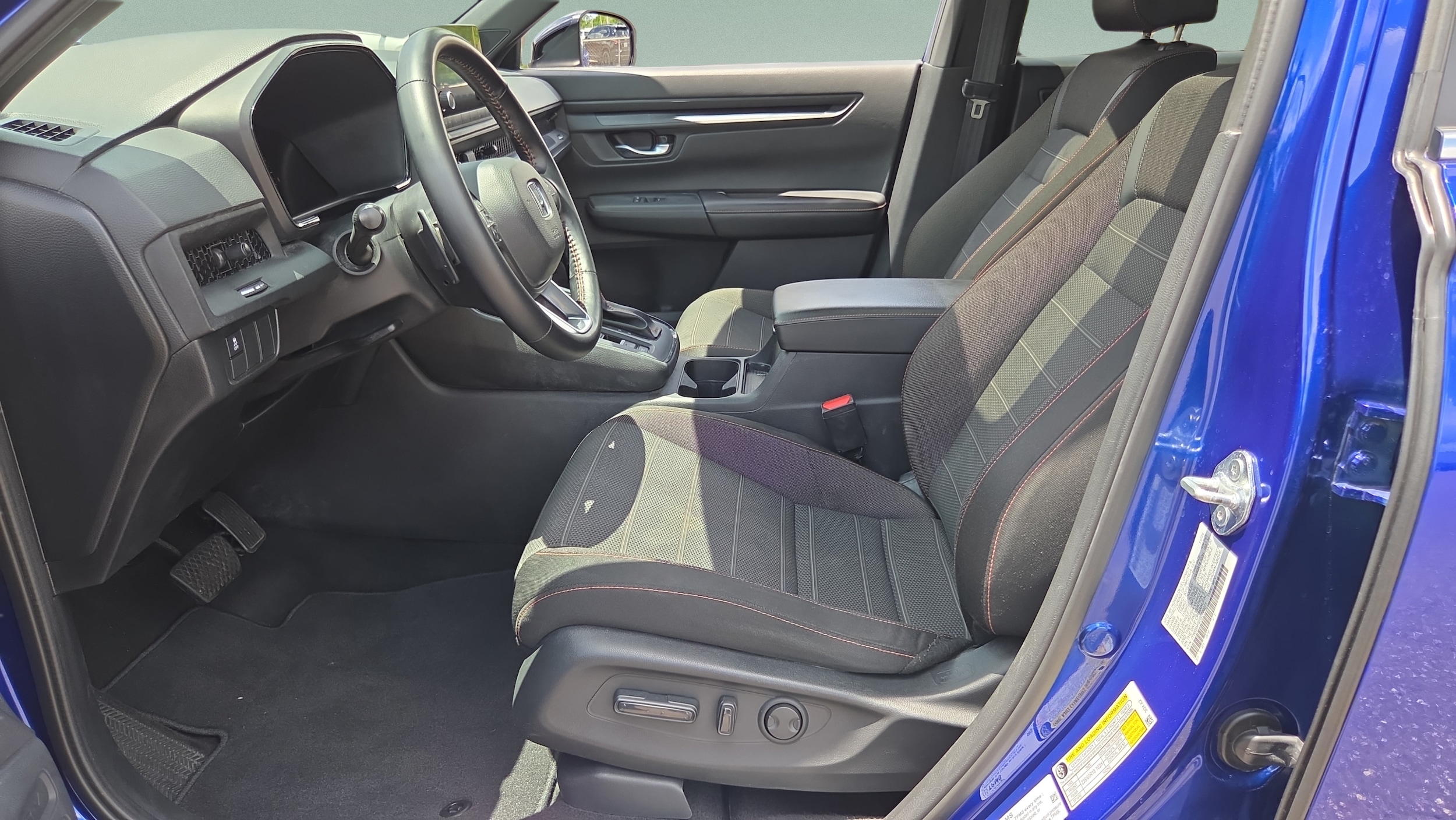 2025 Honda CR-V Sport - Photo 10
