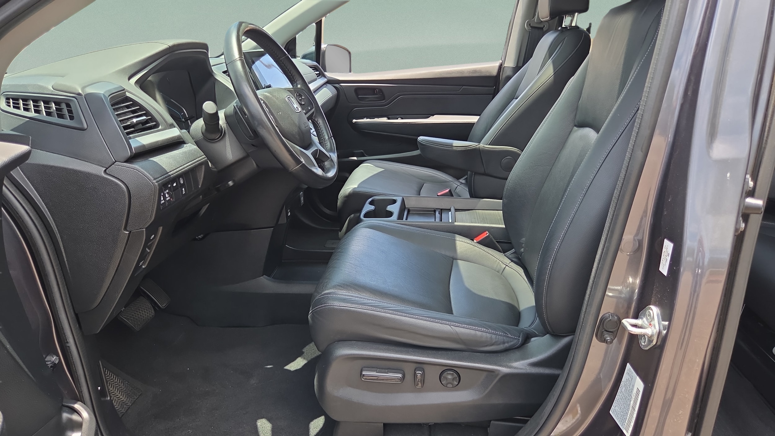 2023 Honda Odyssey EX-L - Photo 10