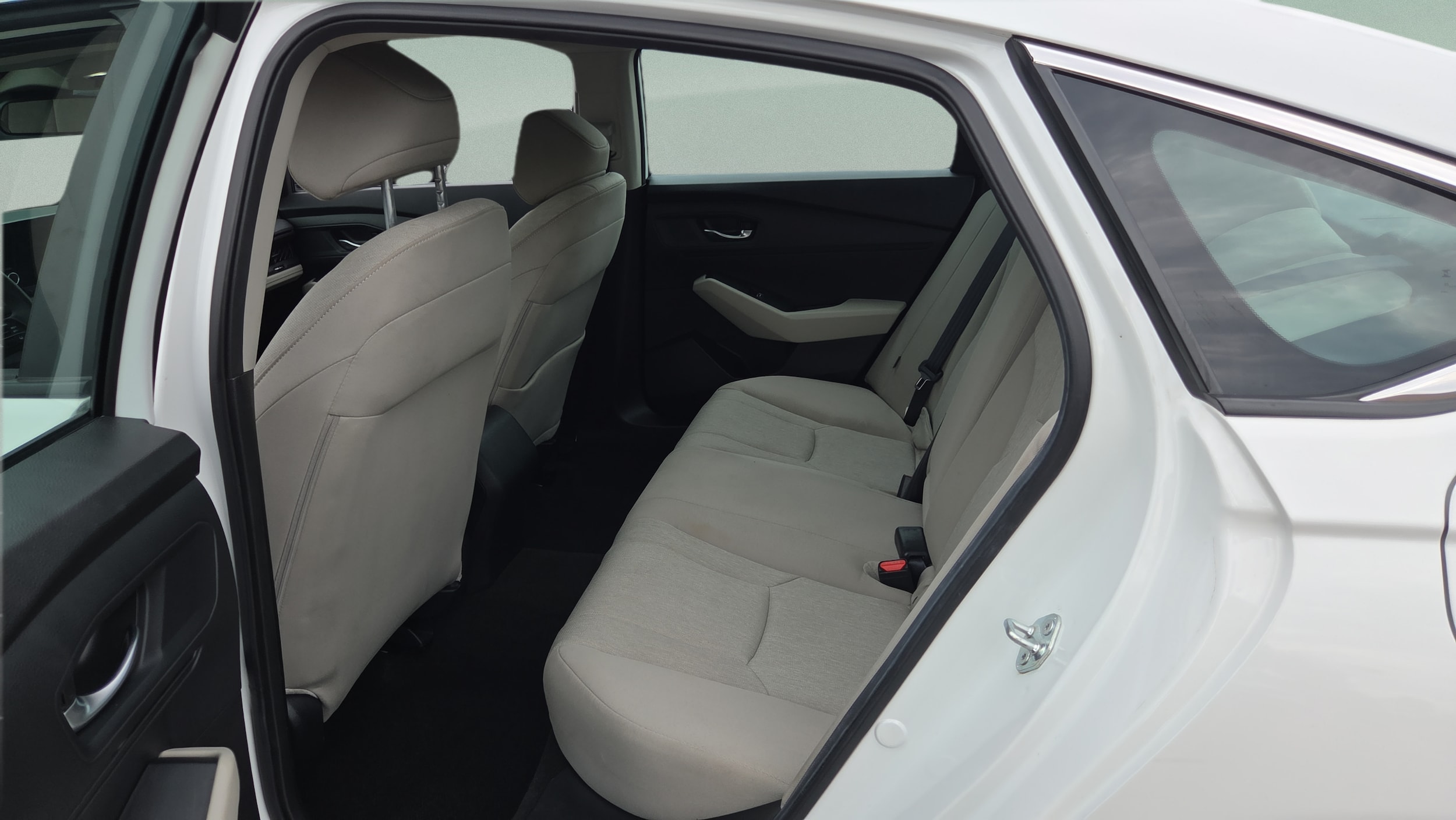 2024 Honda Accord LX - Photo 10