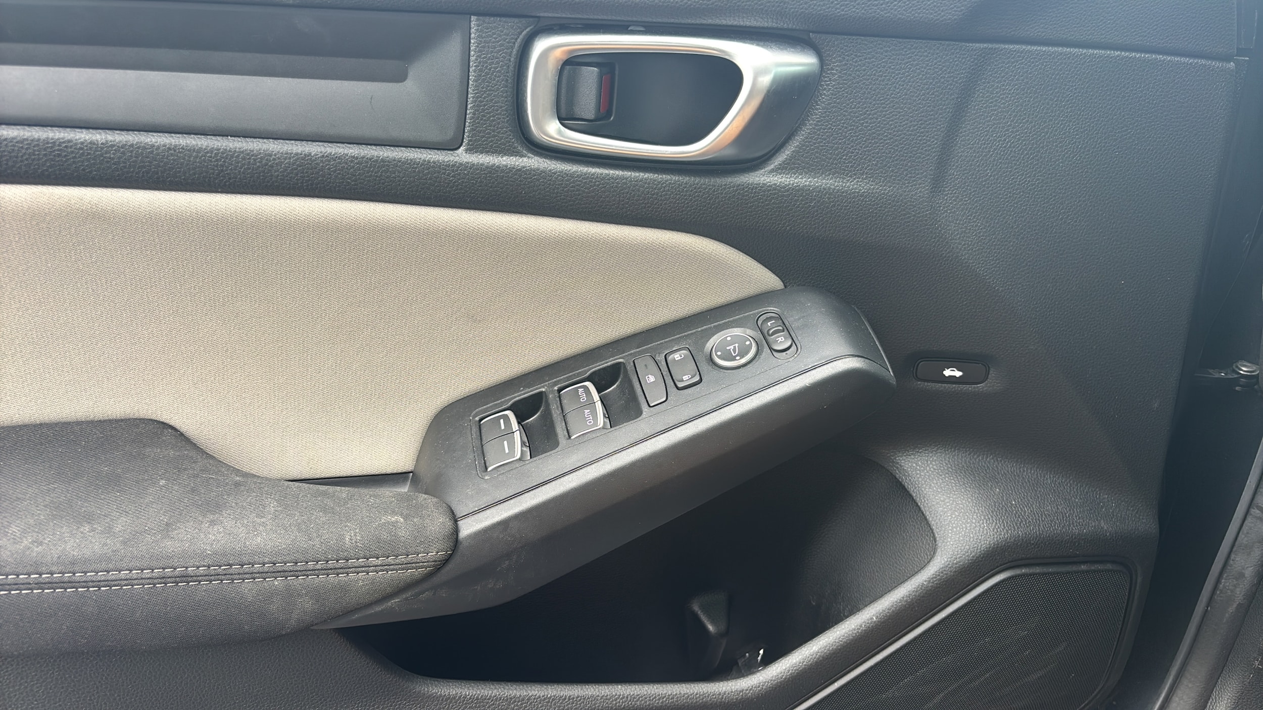 2024 Honda Civic LX - Photo 17