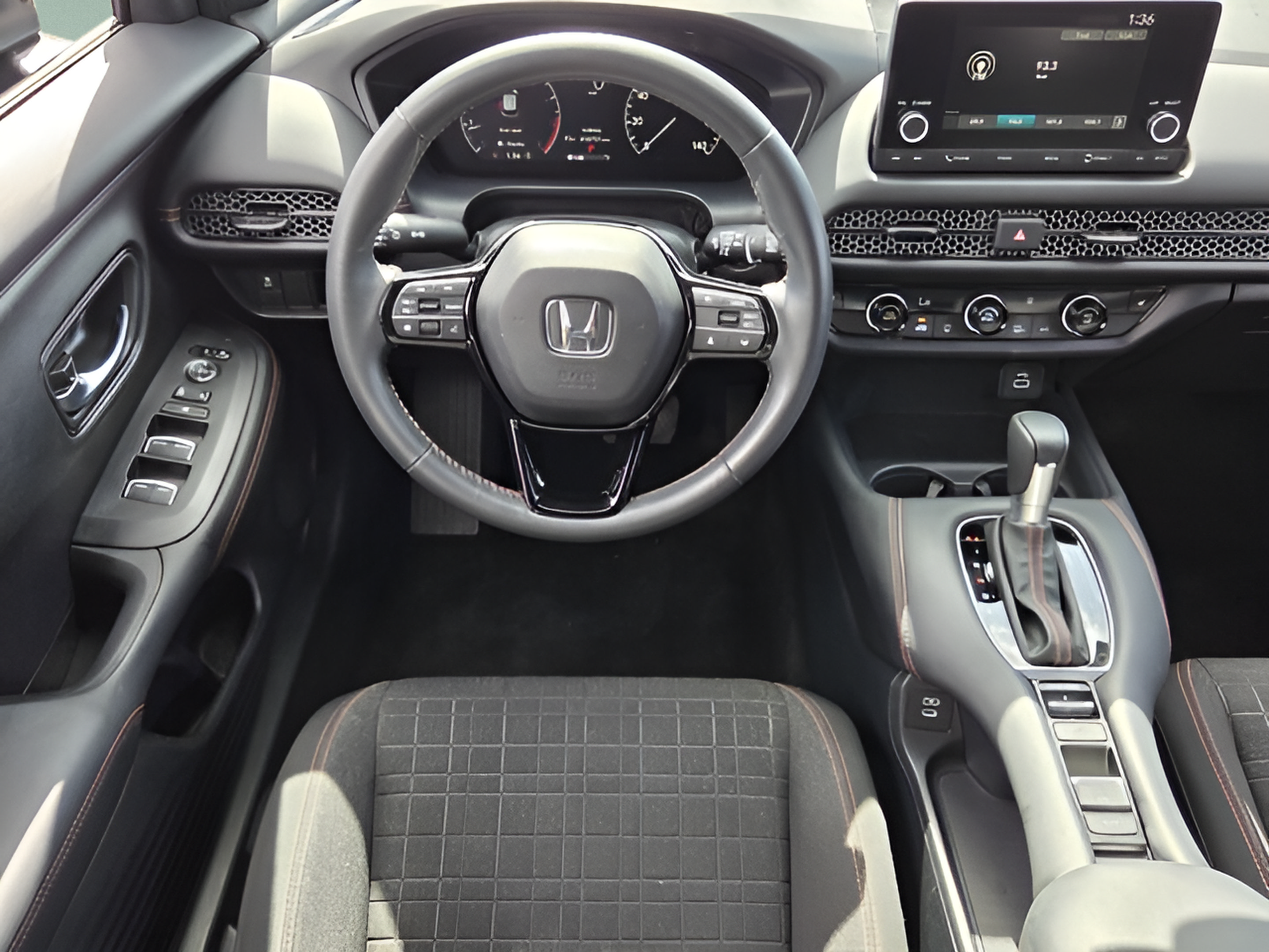 2025 Honda HR-V Sport - Photo 12