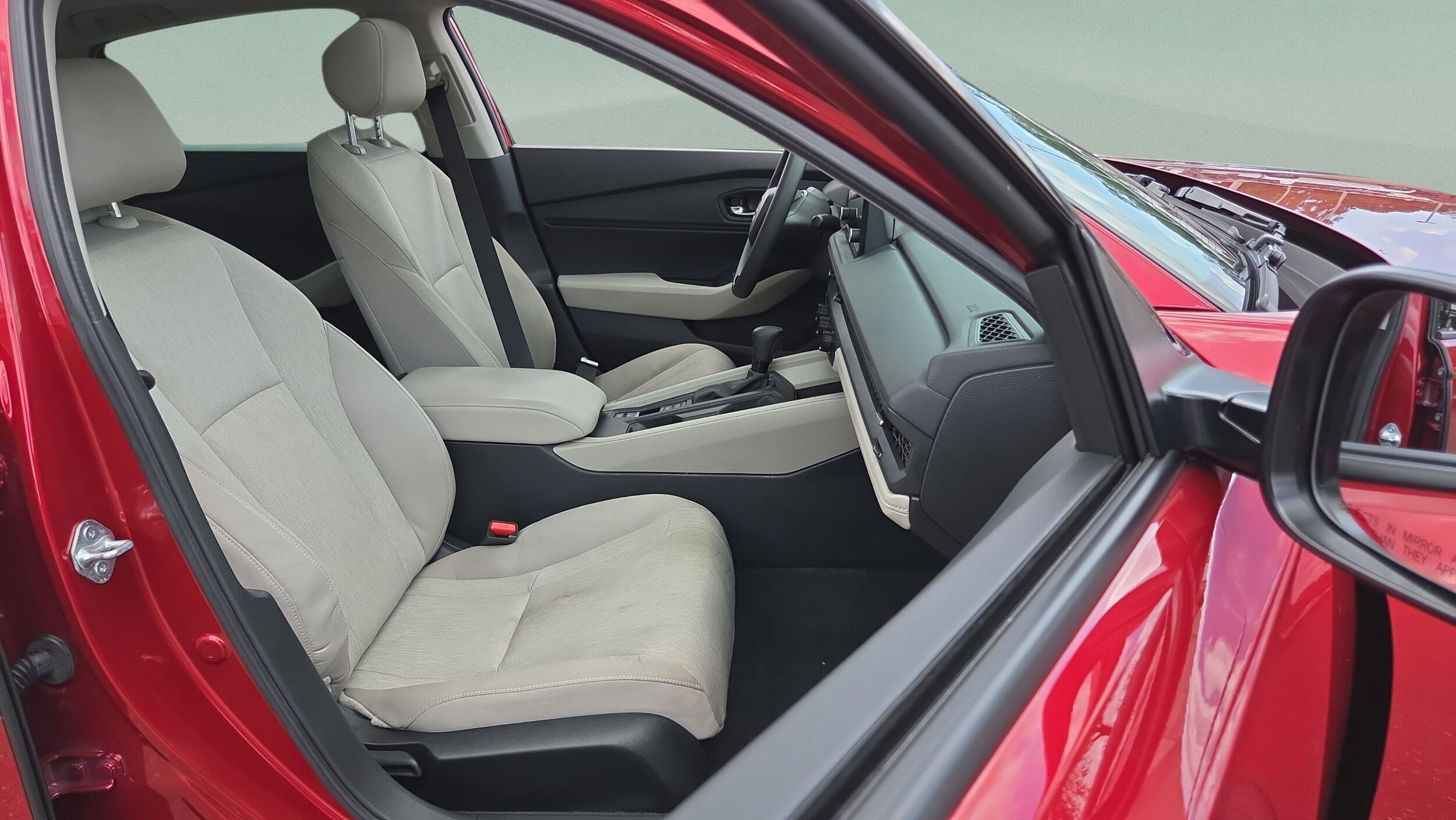 2025 Honda Accord SE - Photo 17