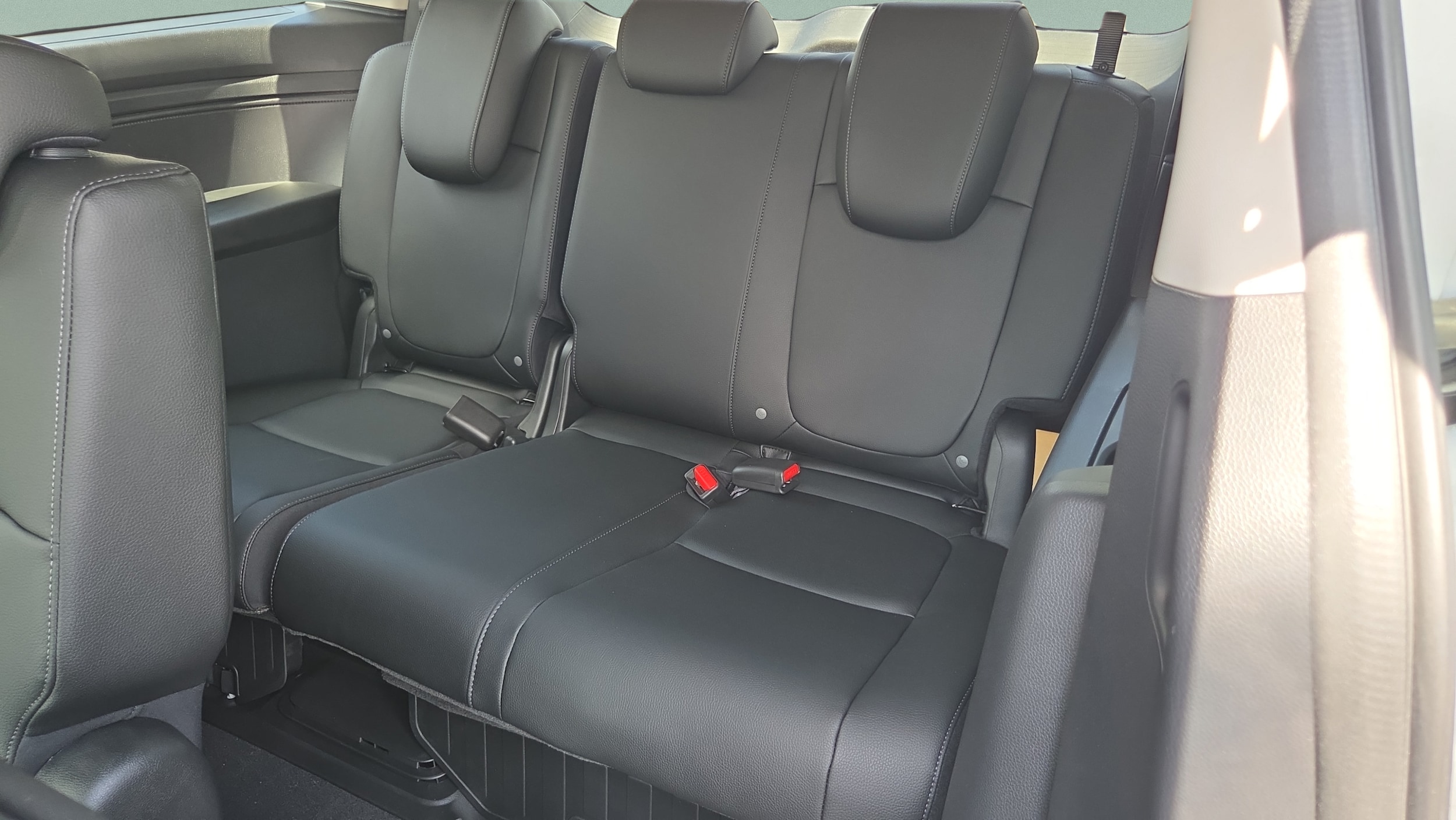 2026 Honda Odyssey EX-L - Photo 14
