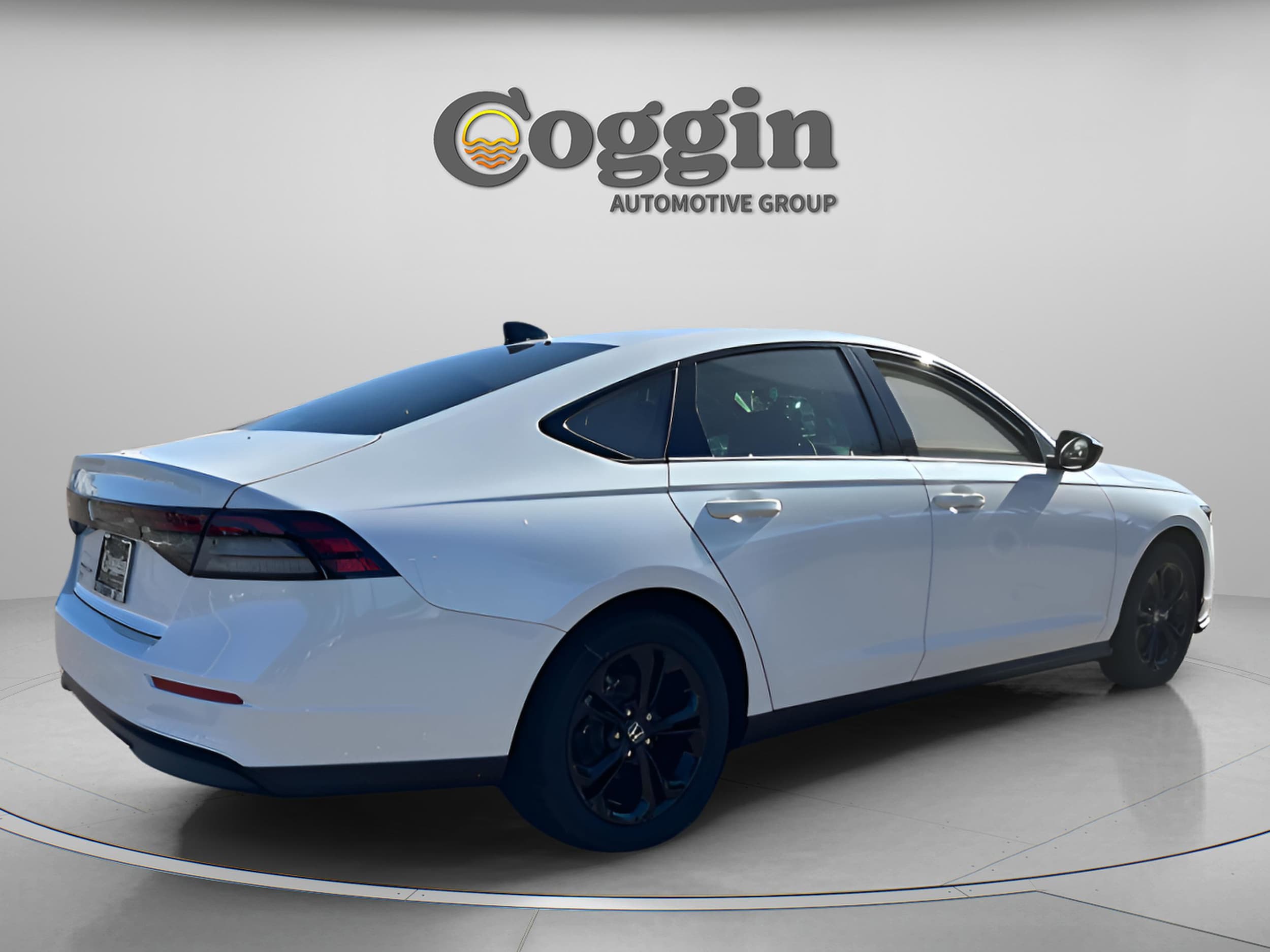 2025 Honda Accord SE - Photo 6