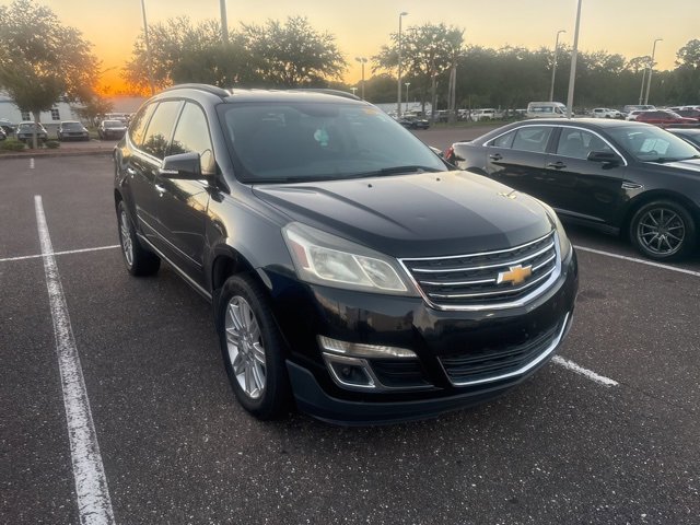 2014 Chevrolet Traverse 1LT photo 2
