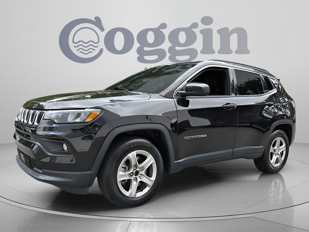 Used 2024 Jeep Compass Latitude SUV