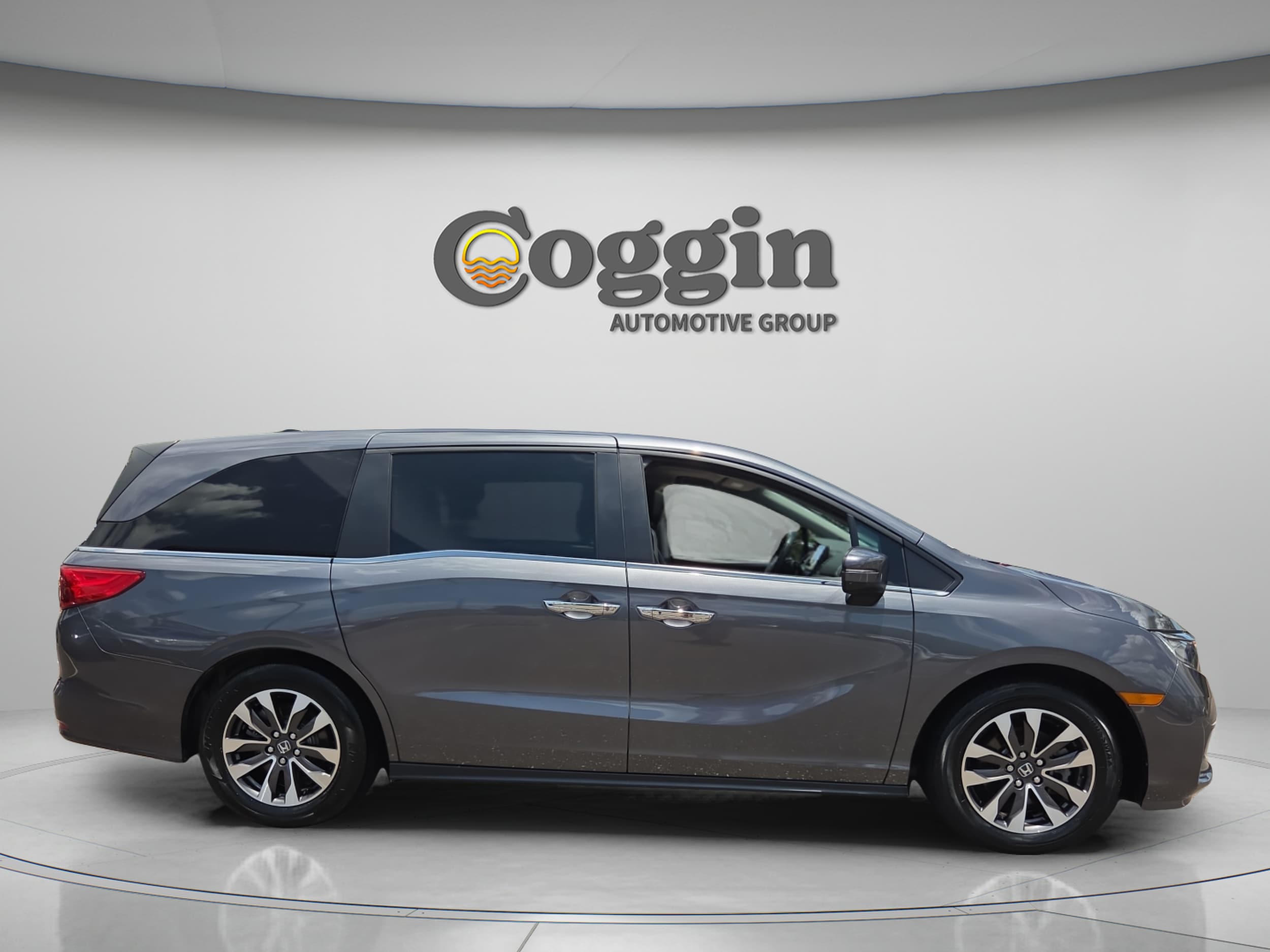 2023 Honda Odyssey EX-L - Photo 7