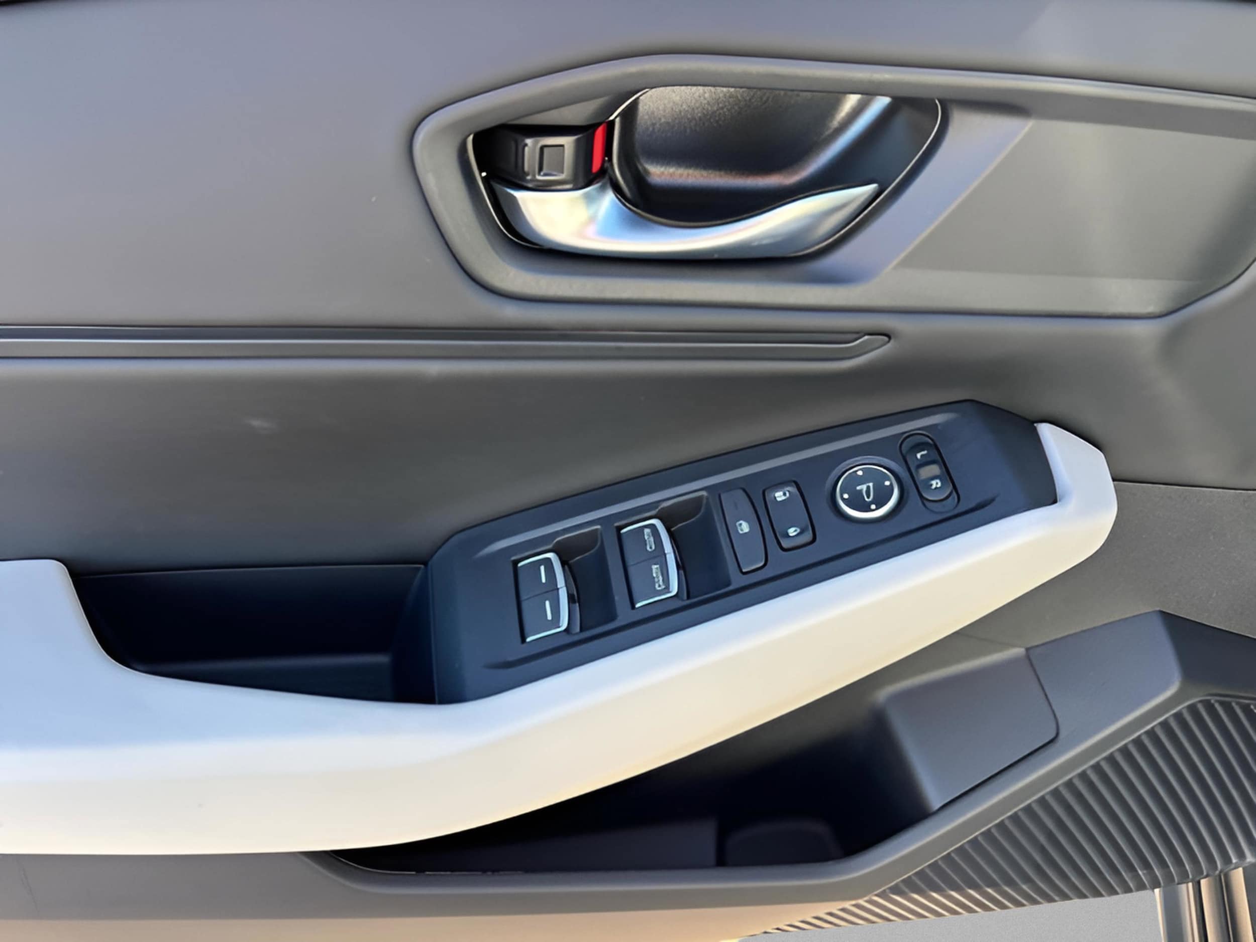 2025 Honda Accord SE - Photo 24