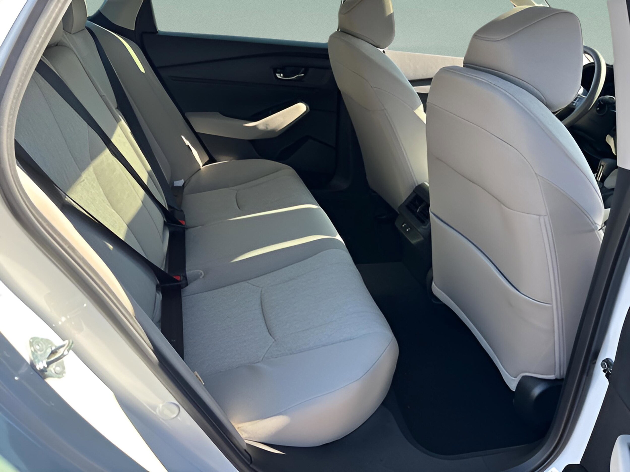 2025 Honda Accord SE - Photo 24