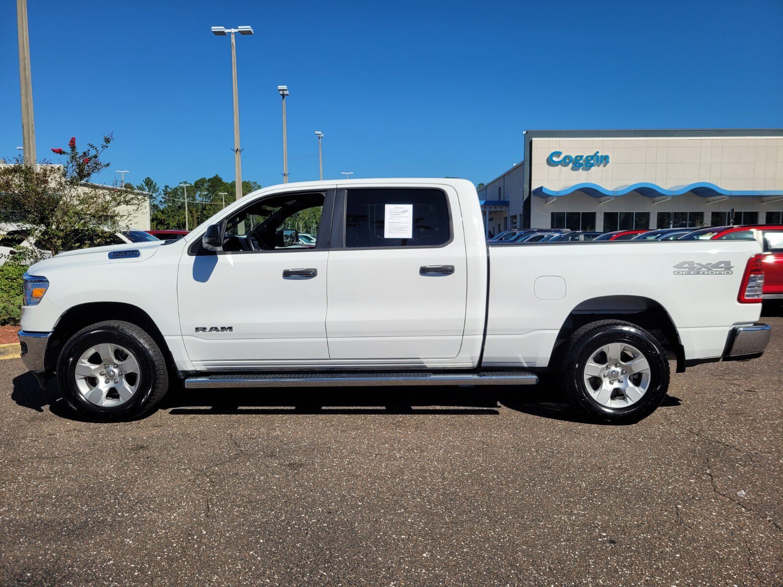 2023 Ram 1500 Big Horn Lone Star photo 3