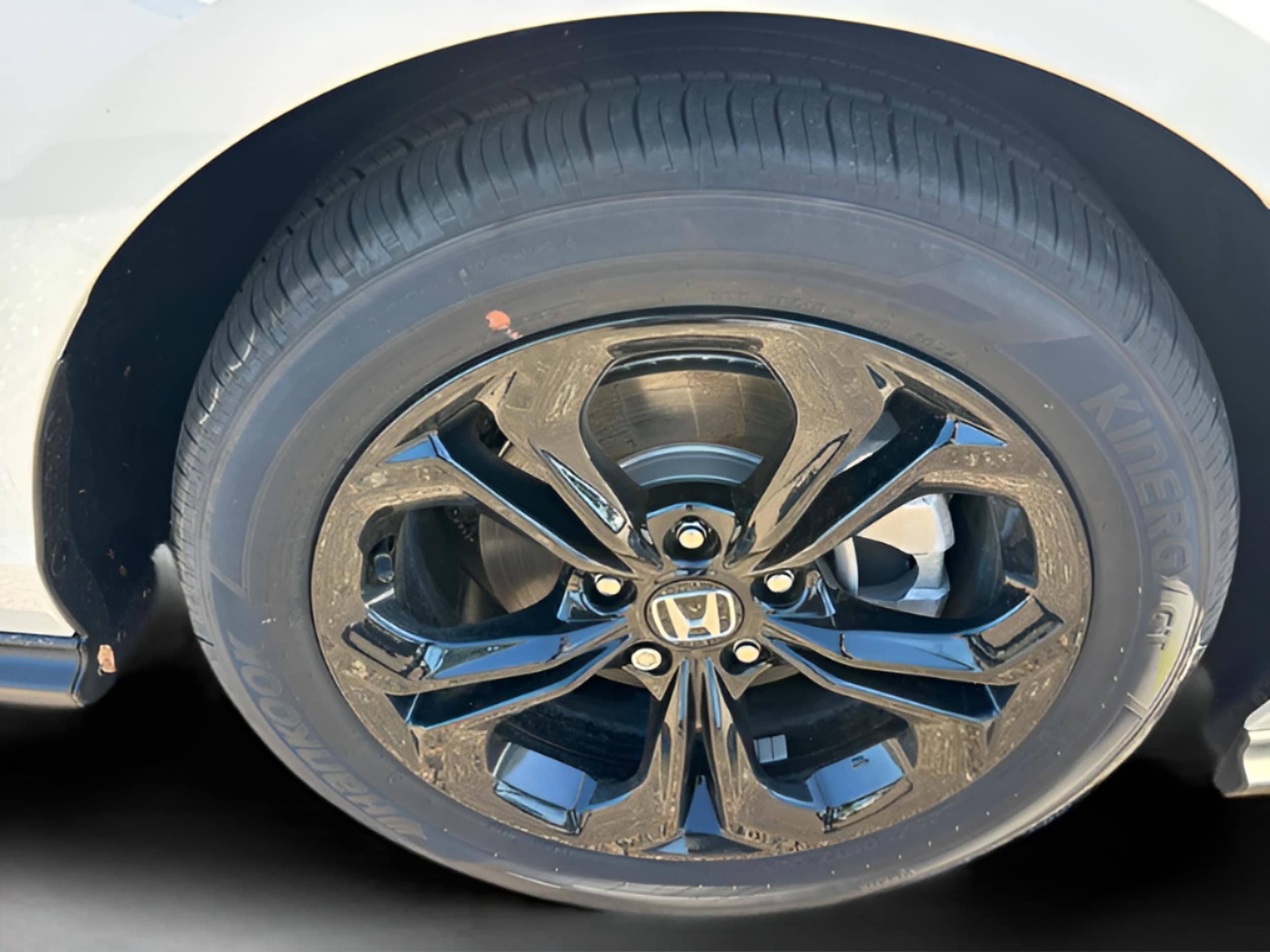 2025 Honda Accord SE - Photo 34