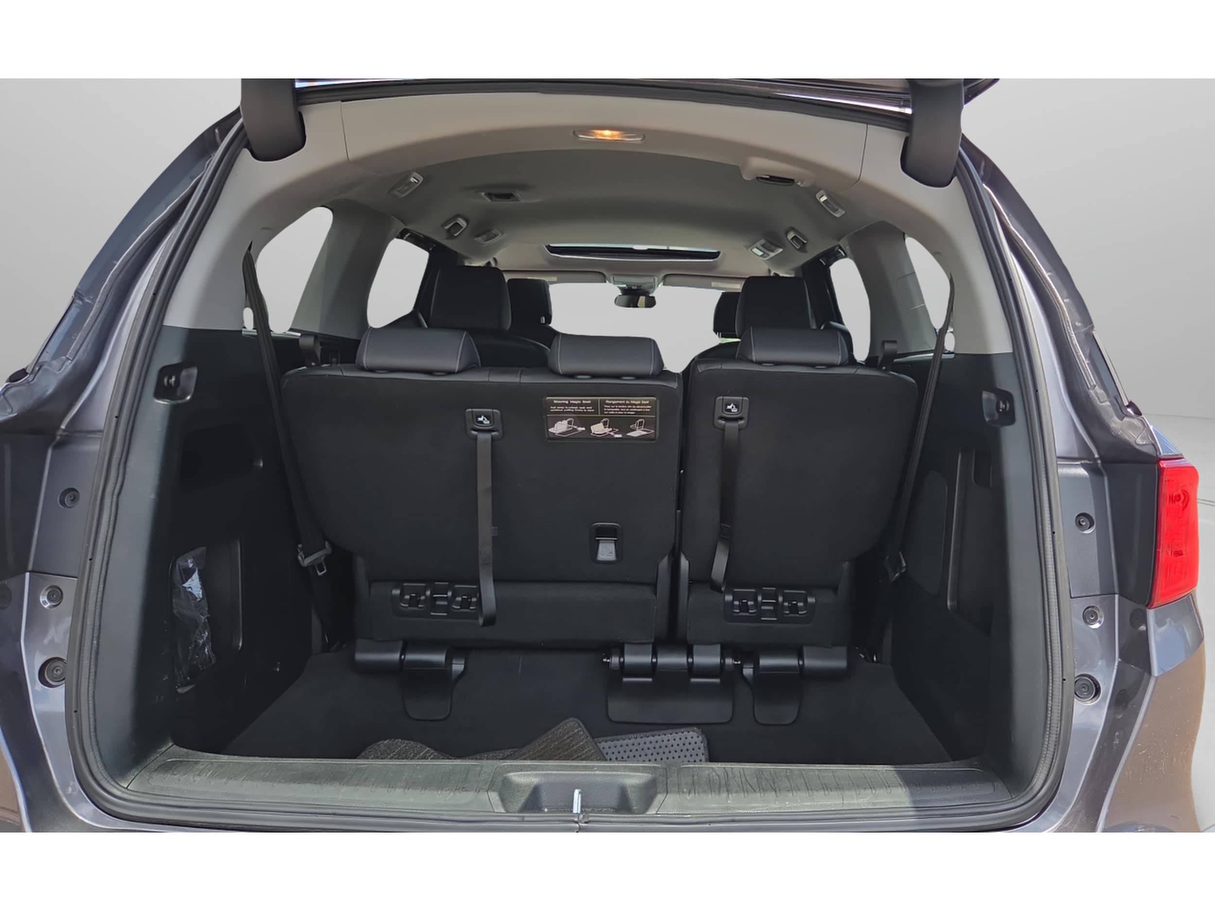 2023 Honda Odyssey EX-L - Photo 16