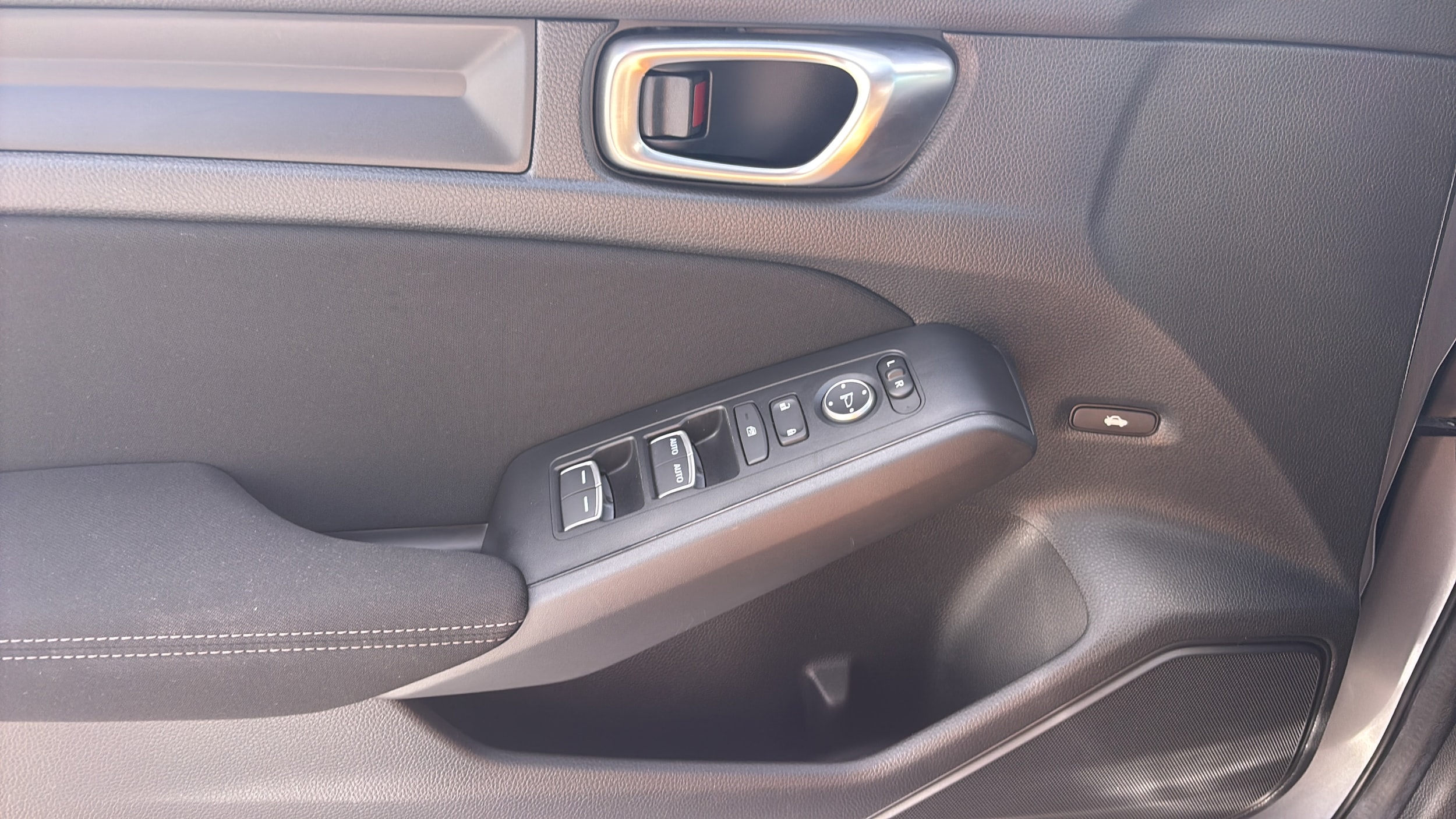 2024 Honda Civic Sport - Photo 25