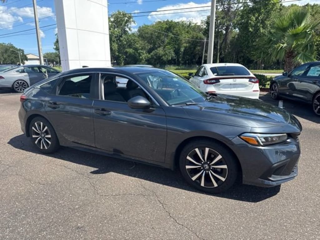 Used 2024 Honda Civic EX-L Hatchback