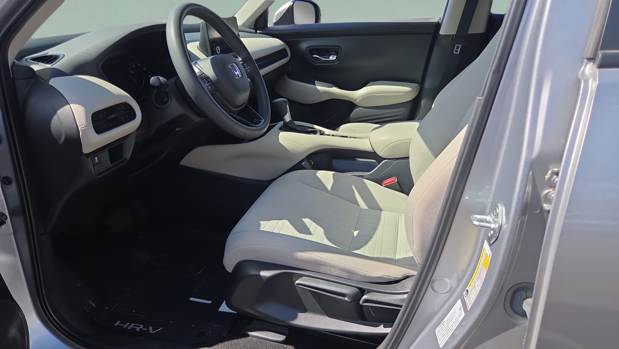 2023 Honda HR-V LX - Photo 10