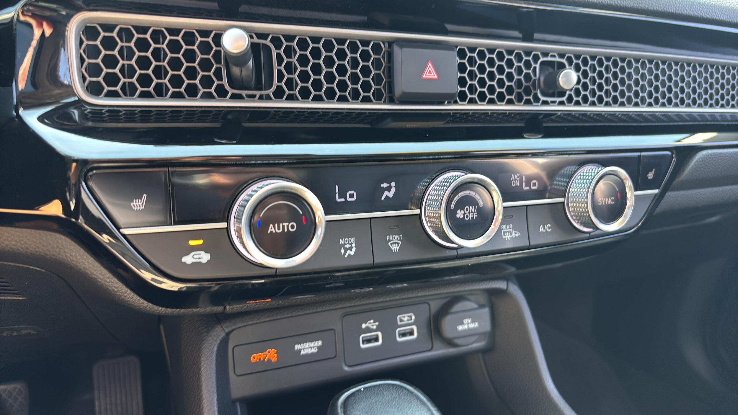 2022 Honda Civic Touring - Photo 23