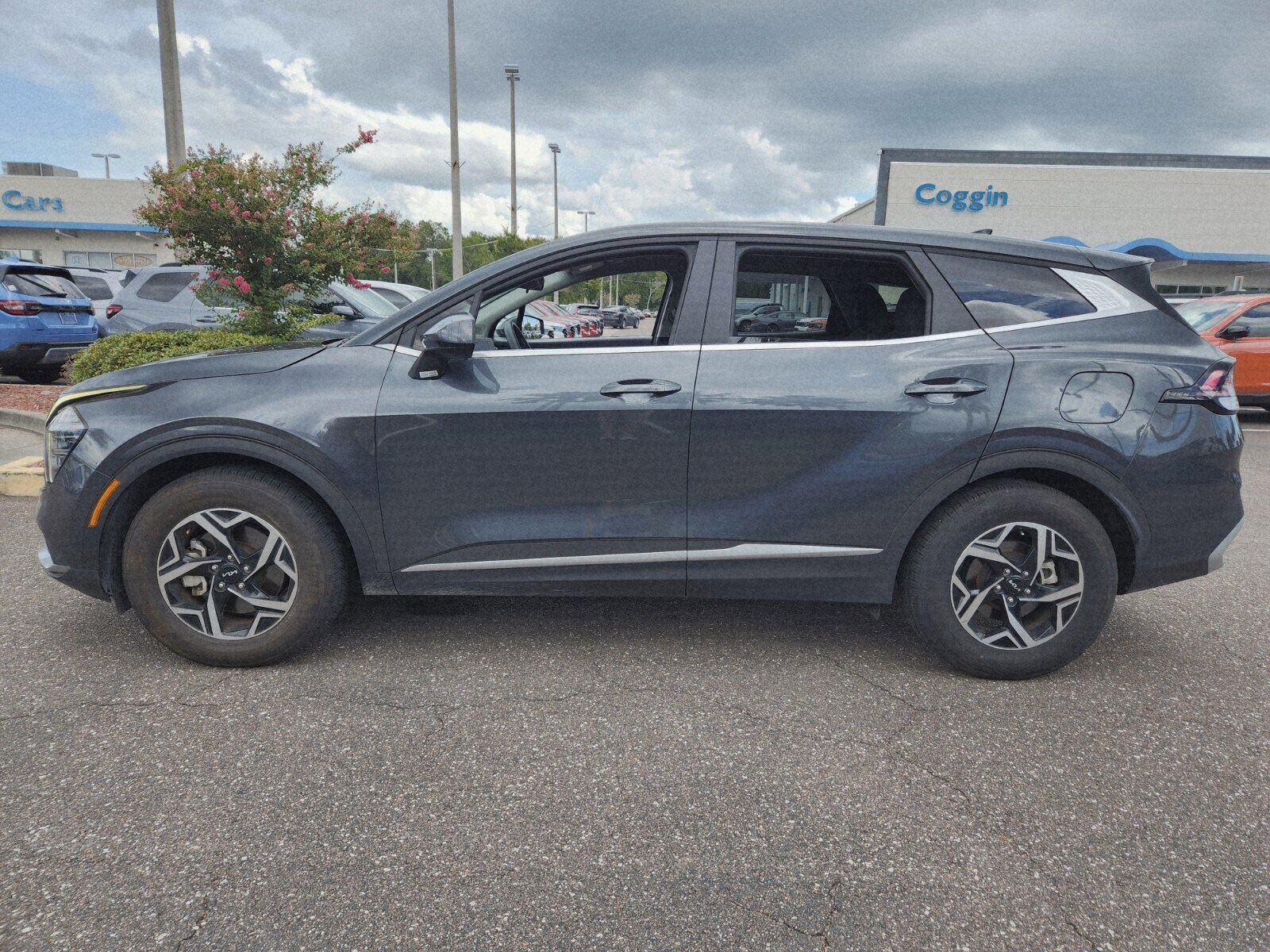 Used 2024 Kia Sportage LX with VIN KNDPU3DF1R7285279 for sale in Jacksonville, FL
