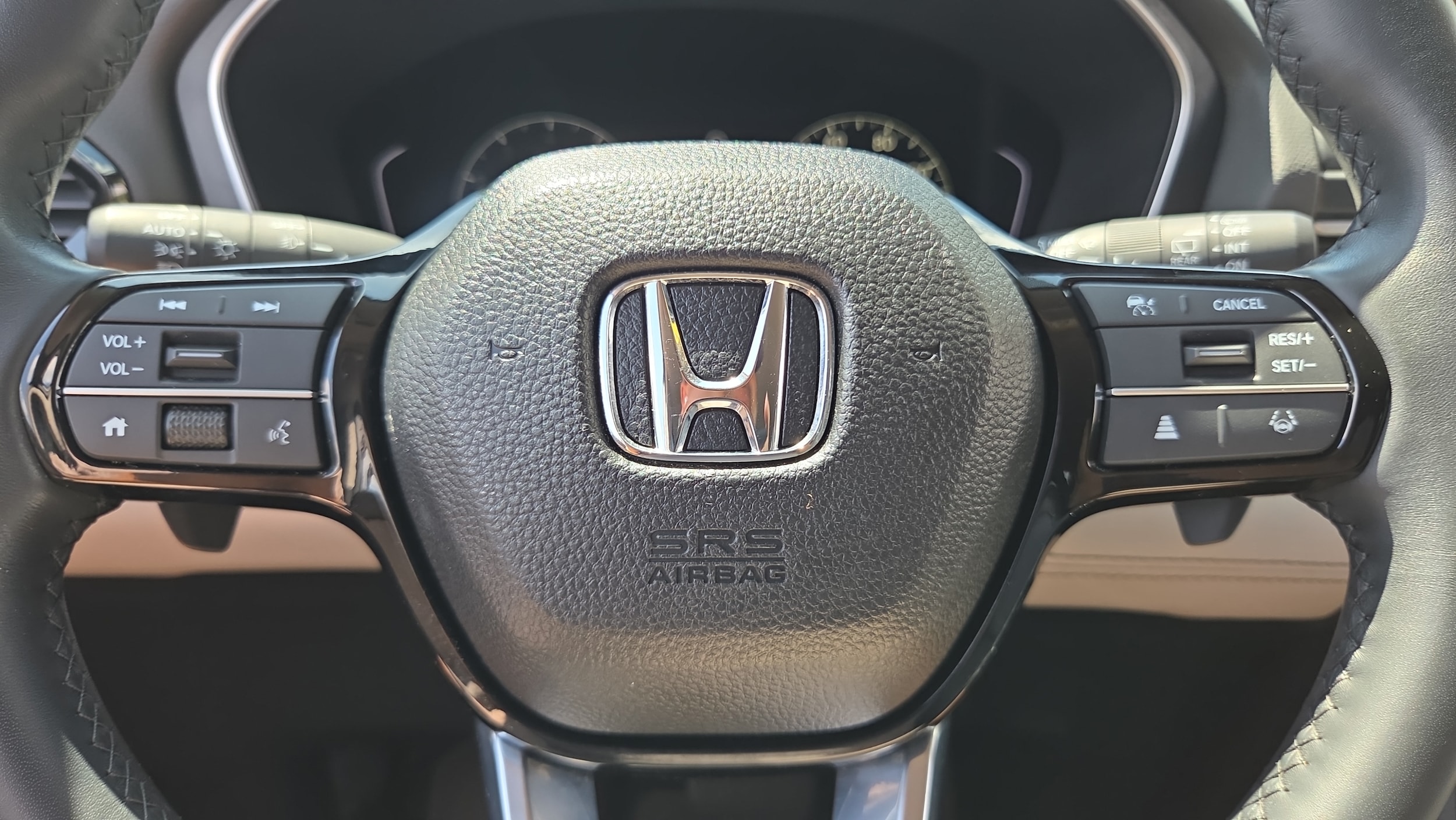 2025 Honda Pilot EX-L - Photo 30