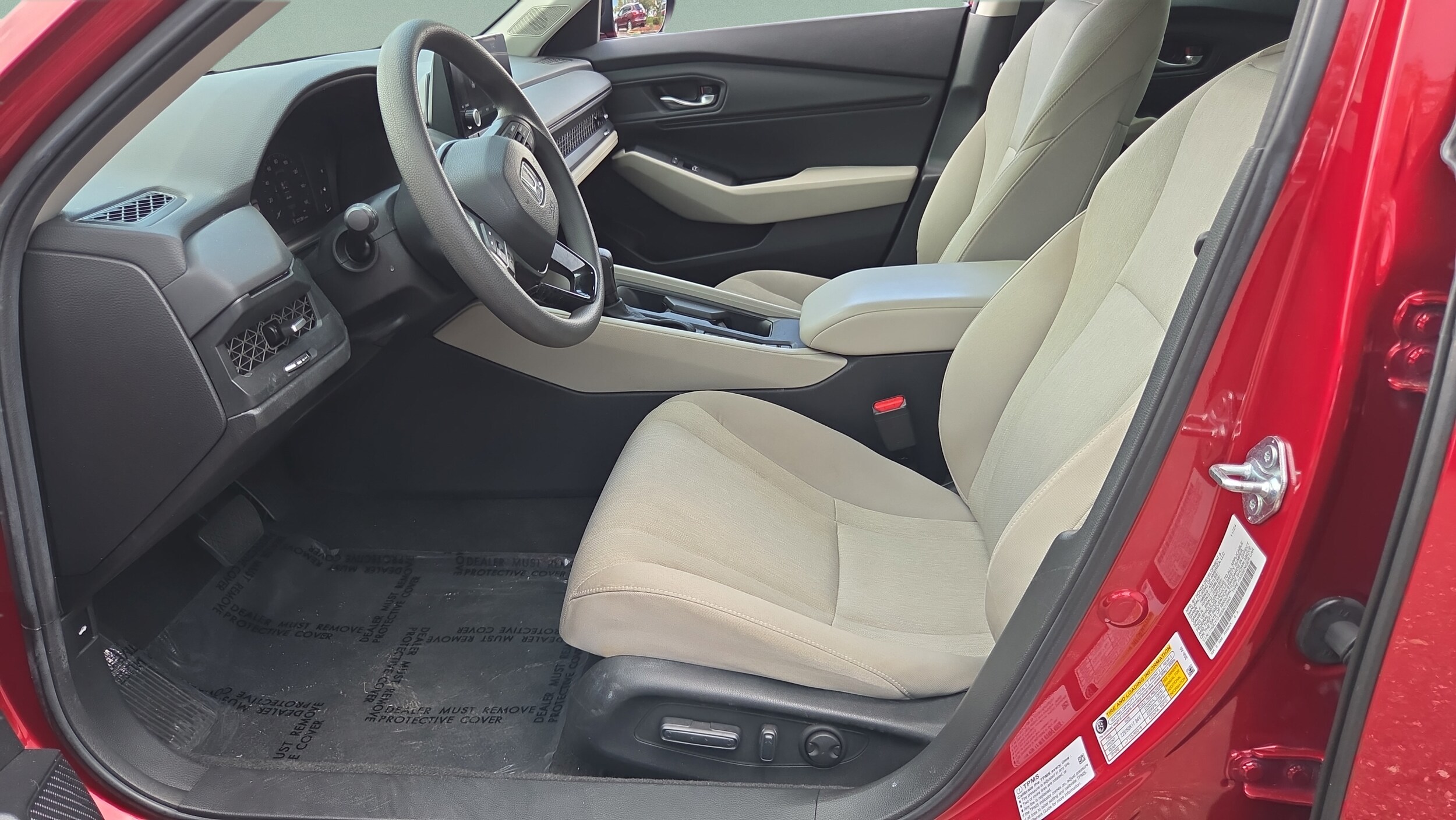 2025 Honda Accord SE - Photo 31