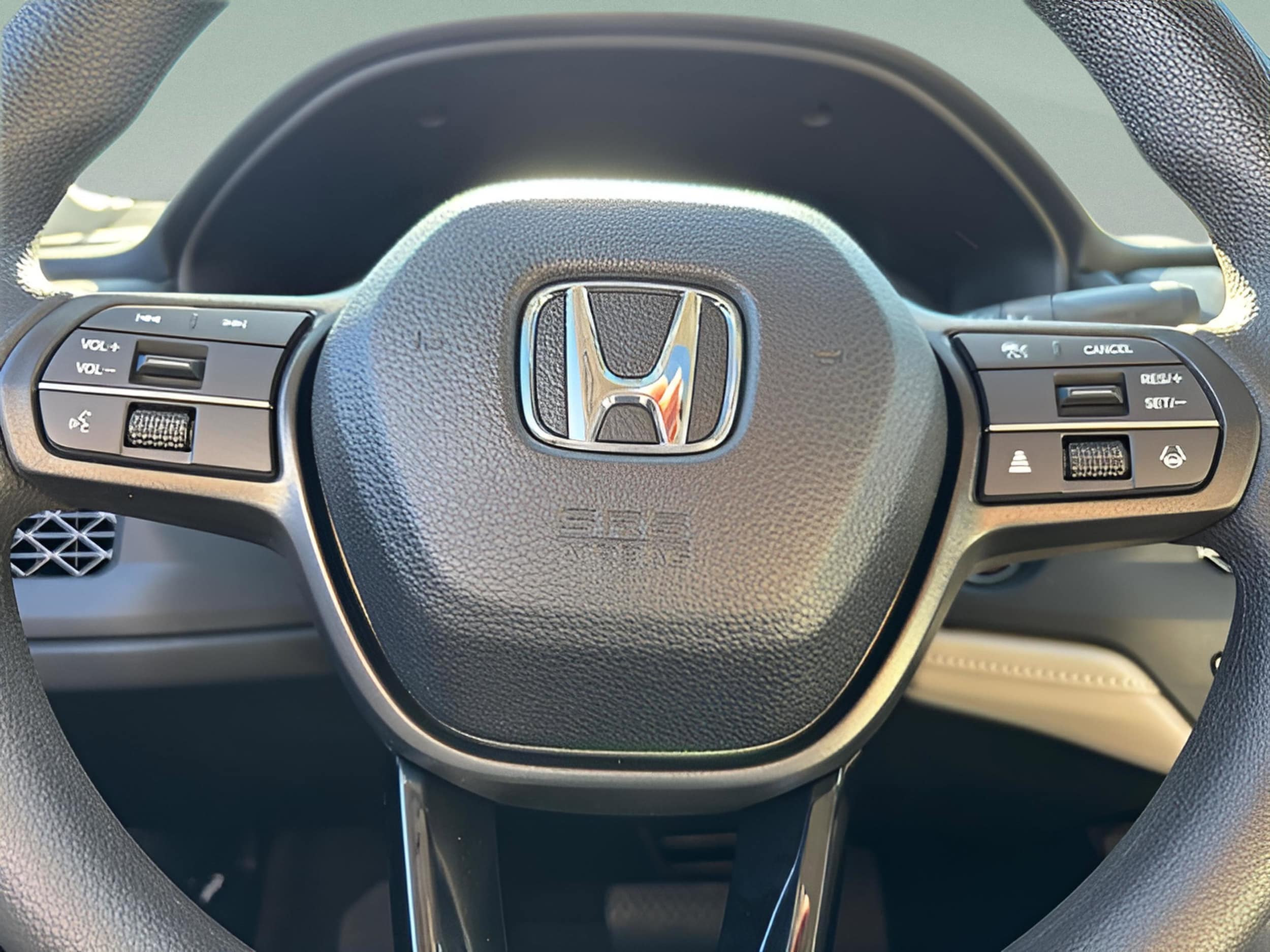 2025 Honda Accord SE - Photo 26
