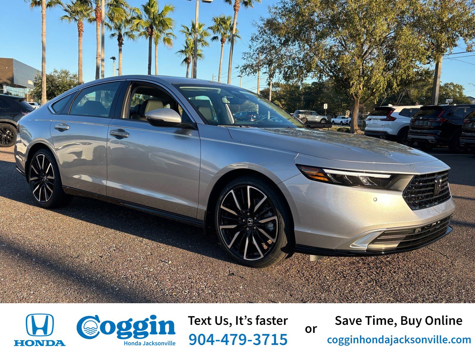 2025 Honda Accord Hybrid Touring's photo