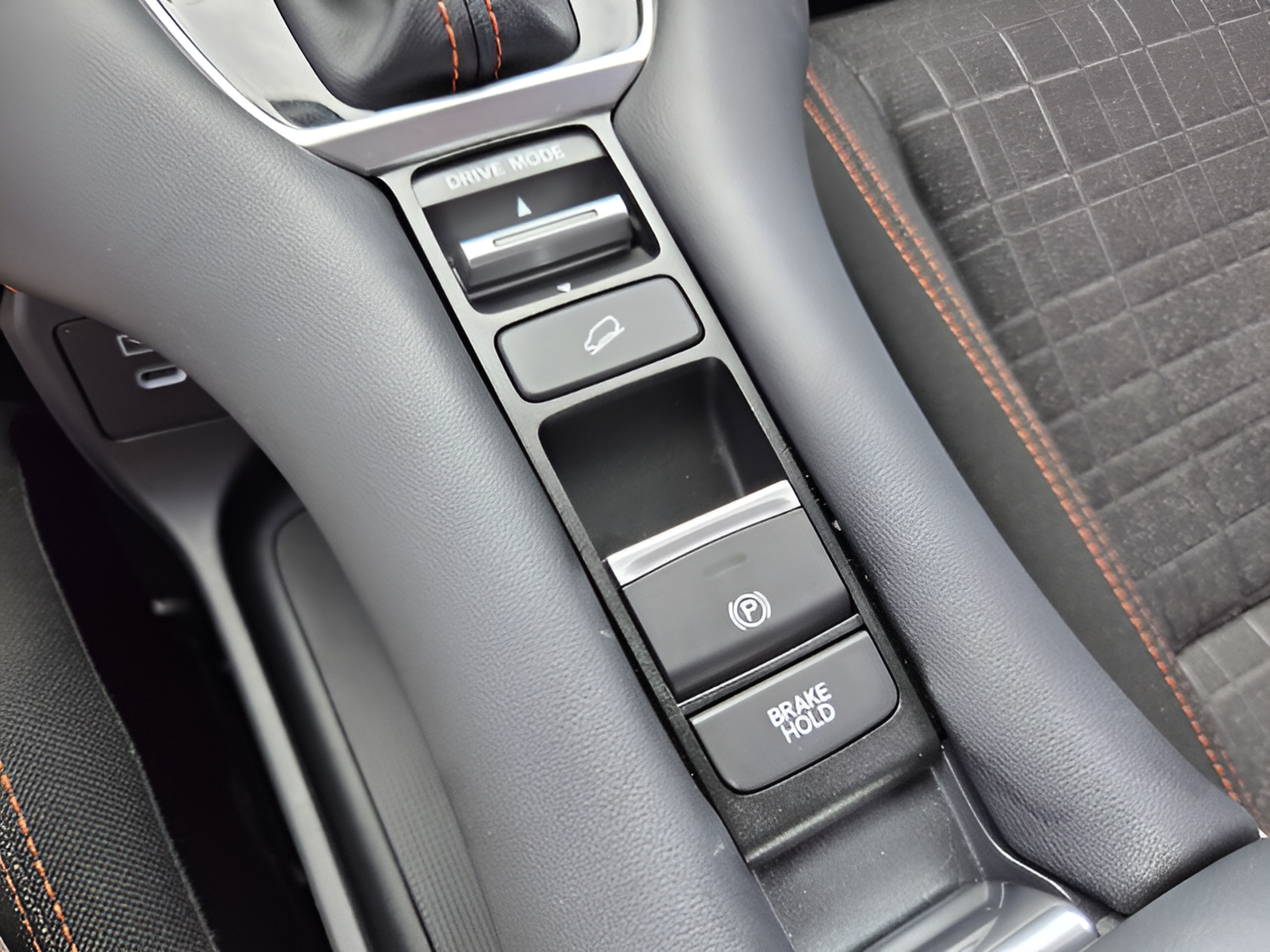 2025 Honda HR-V Sport - Photo 22